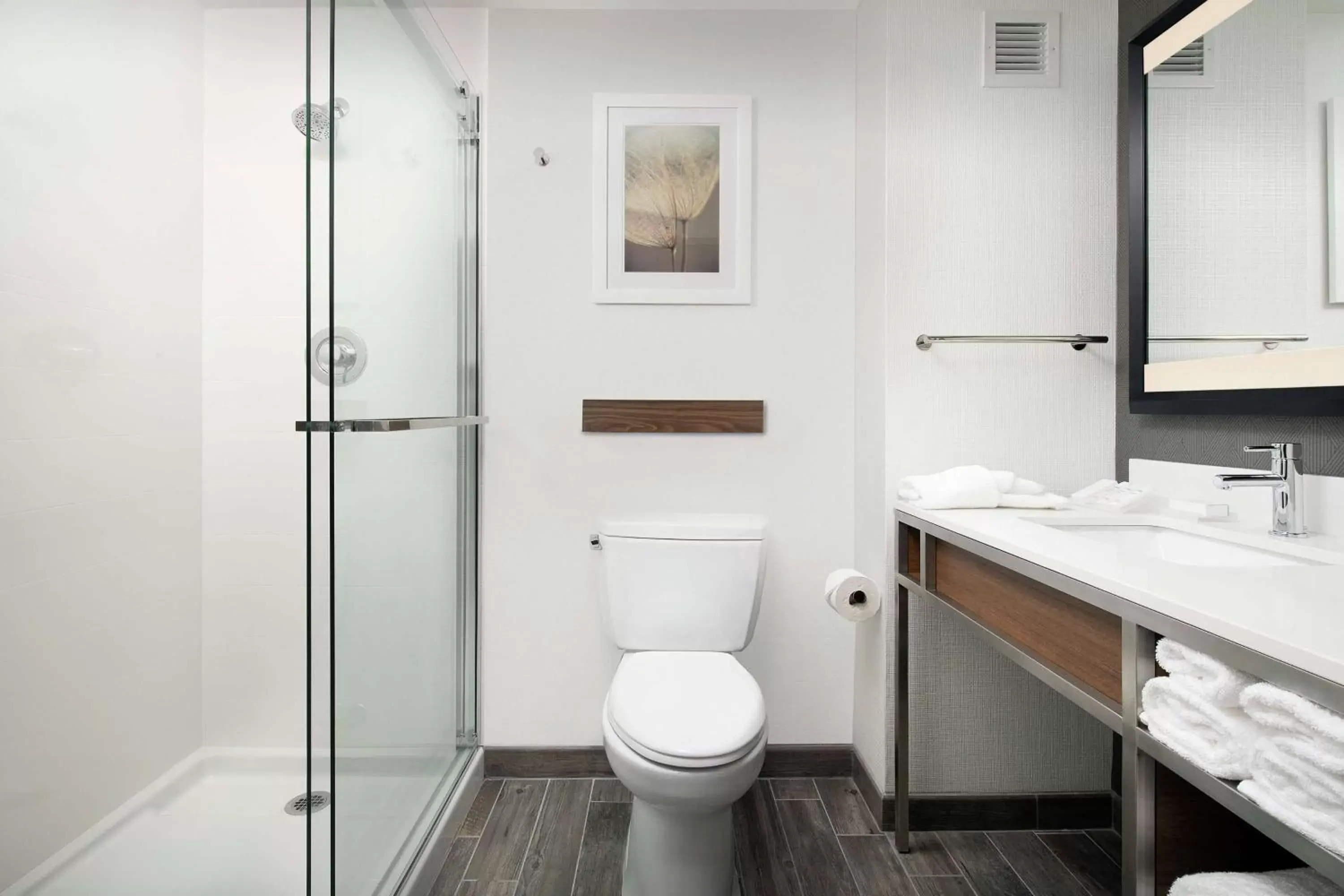 Premium Queen Room with Two Queen Beds in Hilton Garden Inn Westchester Dobbs Ferry Premium Queen Room with Two Queen Beds in Hilton Garden Inn Westchester Dobbs Ferry