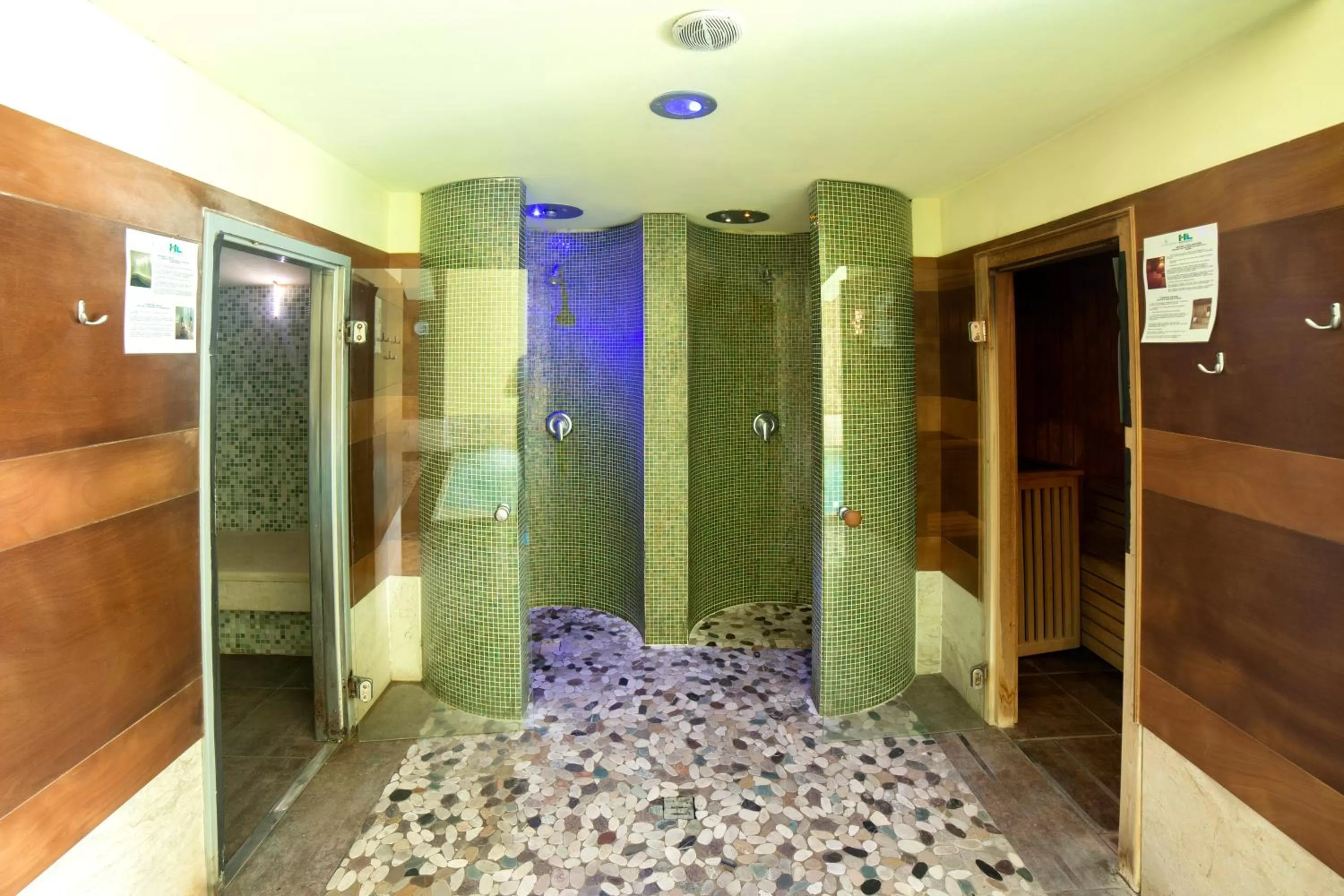 Sauna in Hotel Lovere Resort & Spa