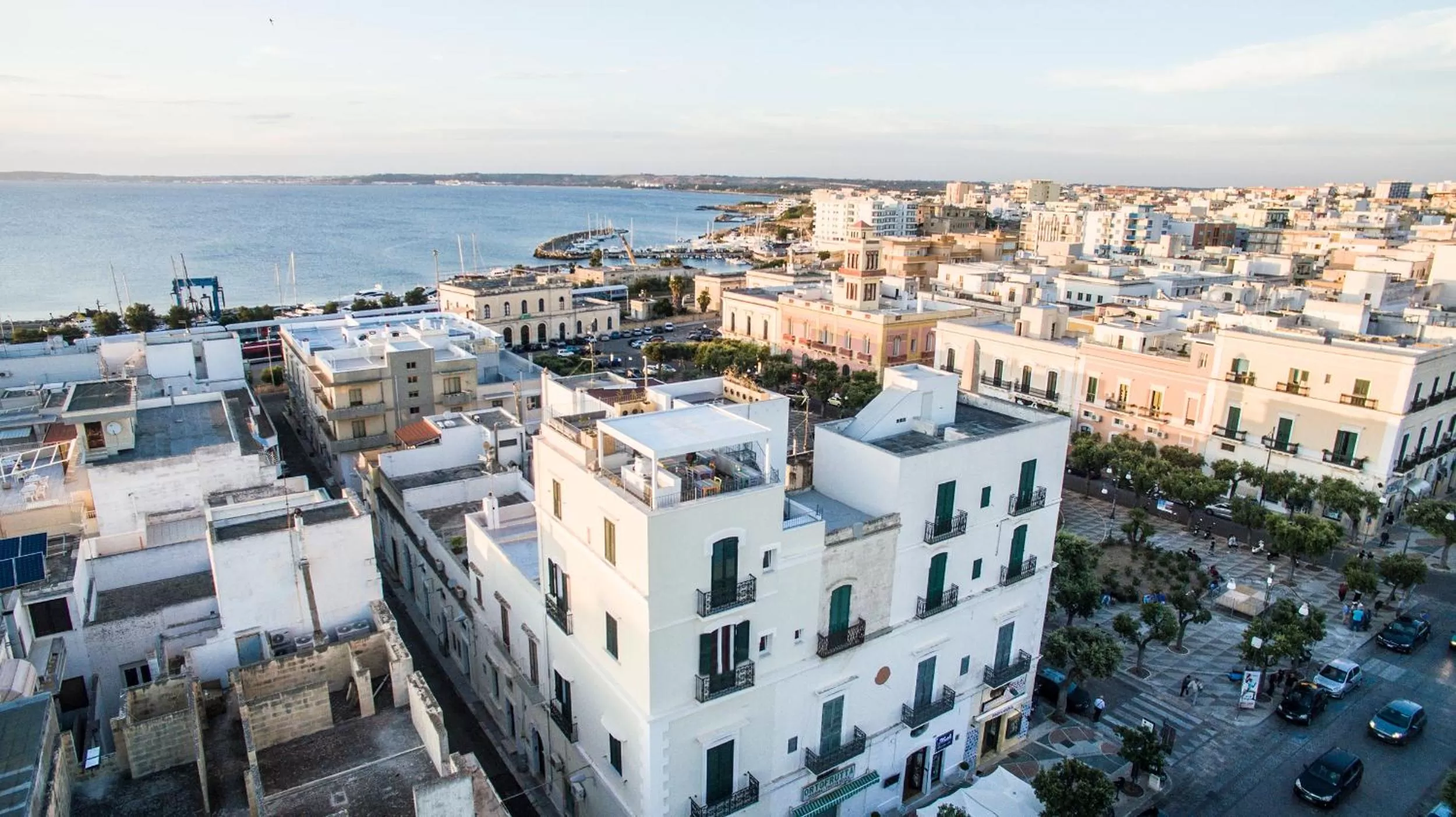 Neighbourhood in B&B Ghalà