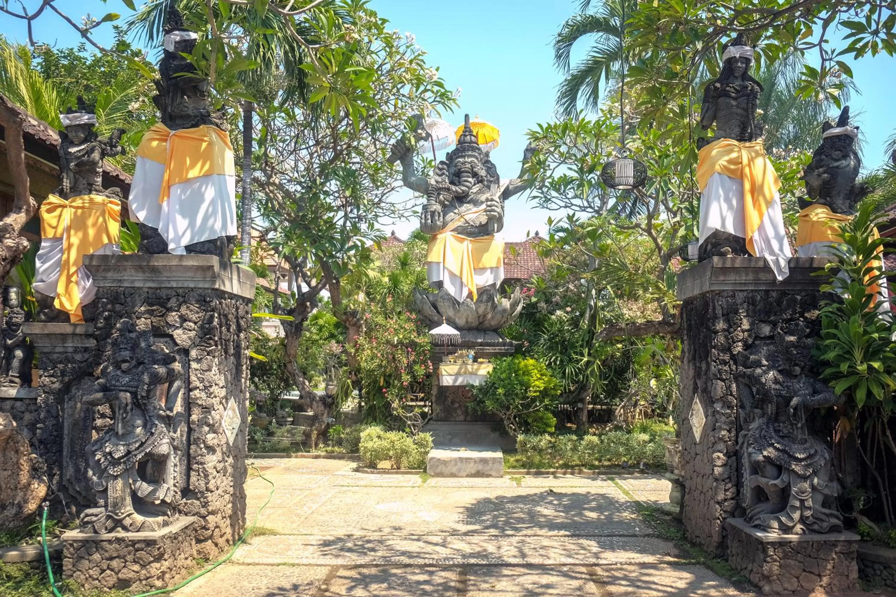 Garden in Suma Beach Hotel