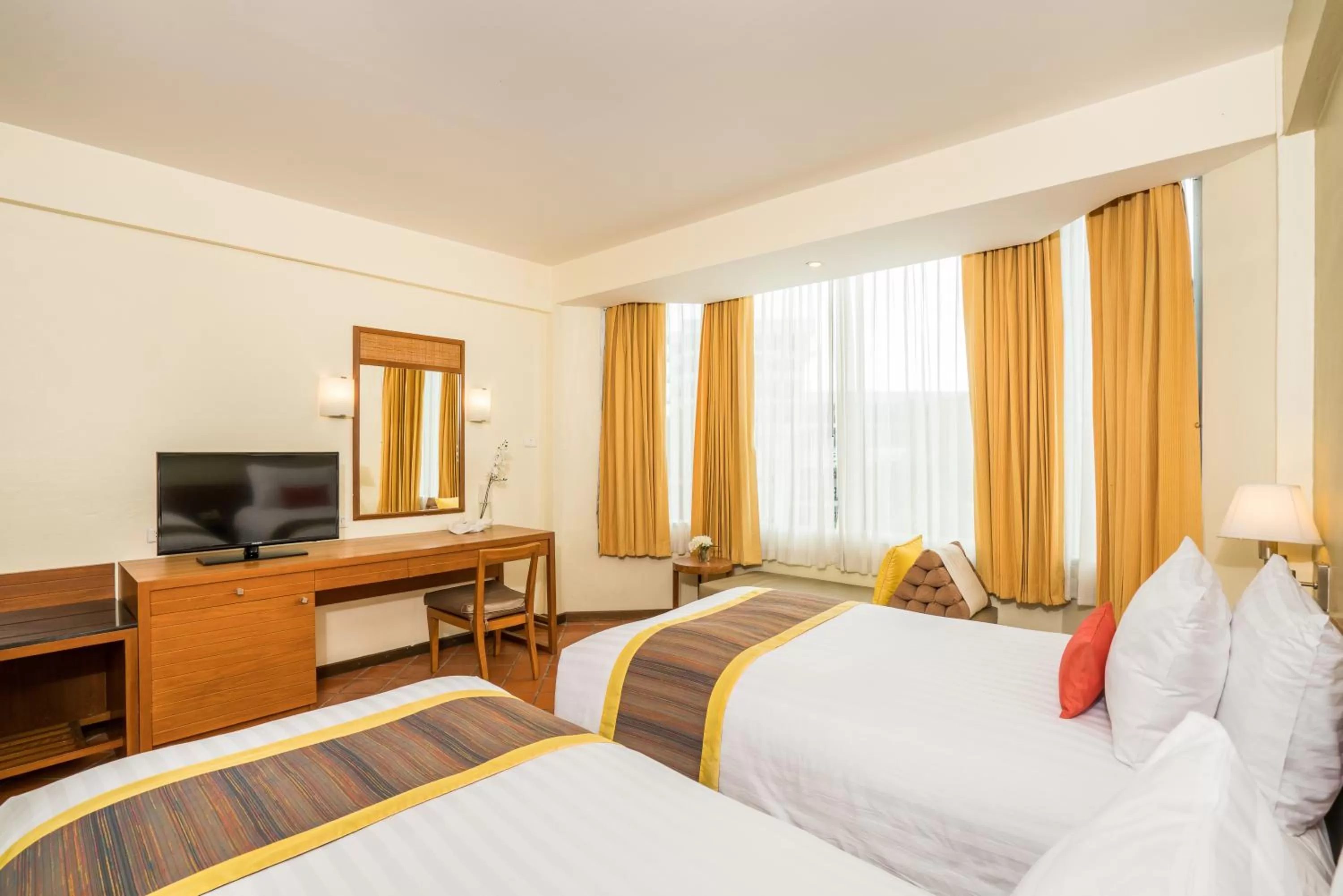 TV and multimedia, Bed in Cosy Beach Hotel - SHA Extra Plus