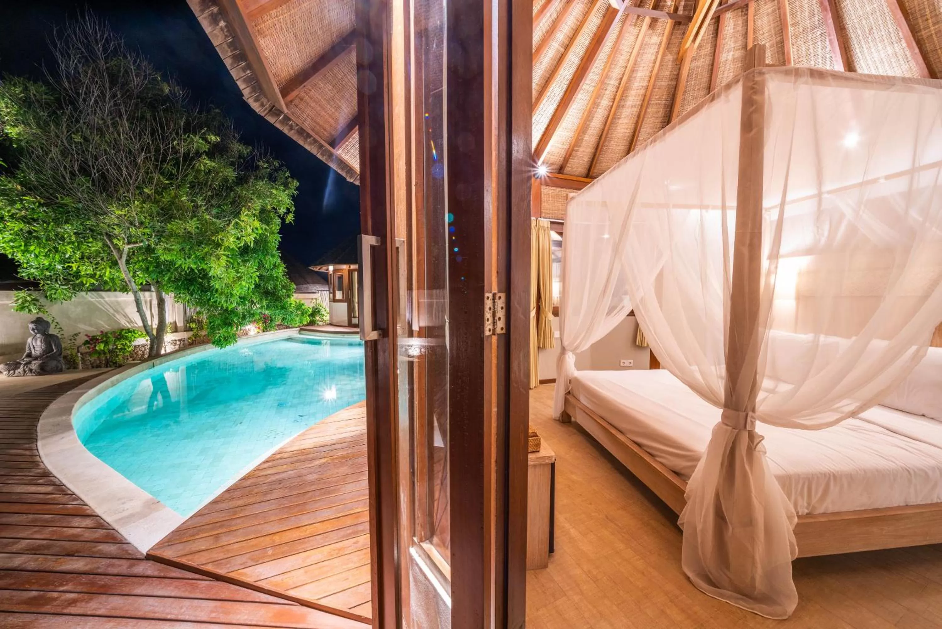 Swimming pool in Blue Lagoon Avia Villas