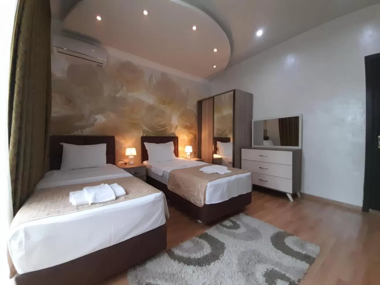 Bed in Hotel Royal Palace