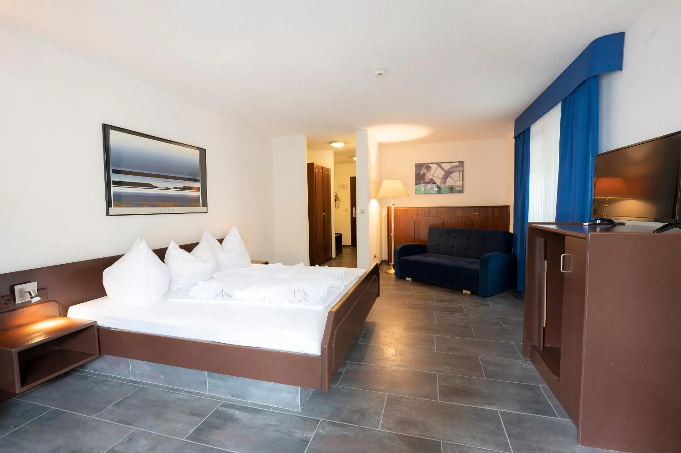 Staff, Bed in Hotel Astoria am Urachplatz