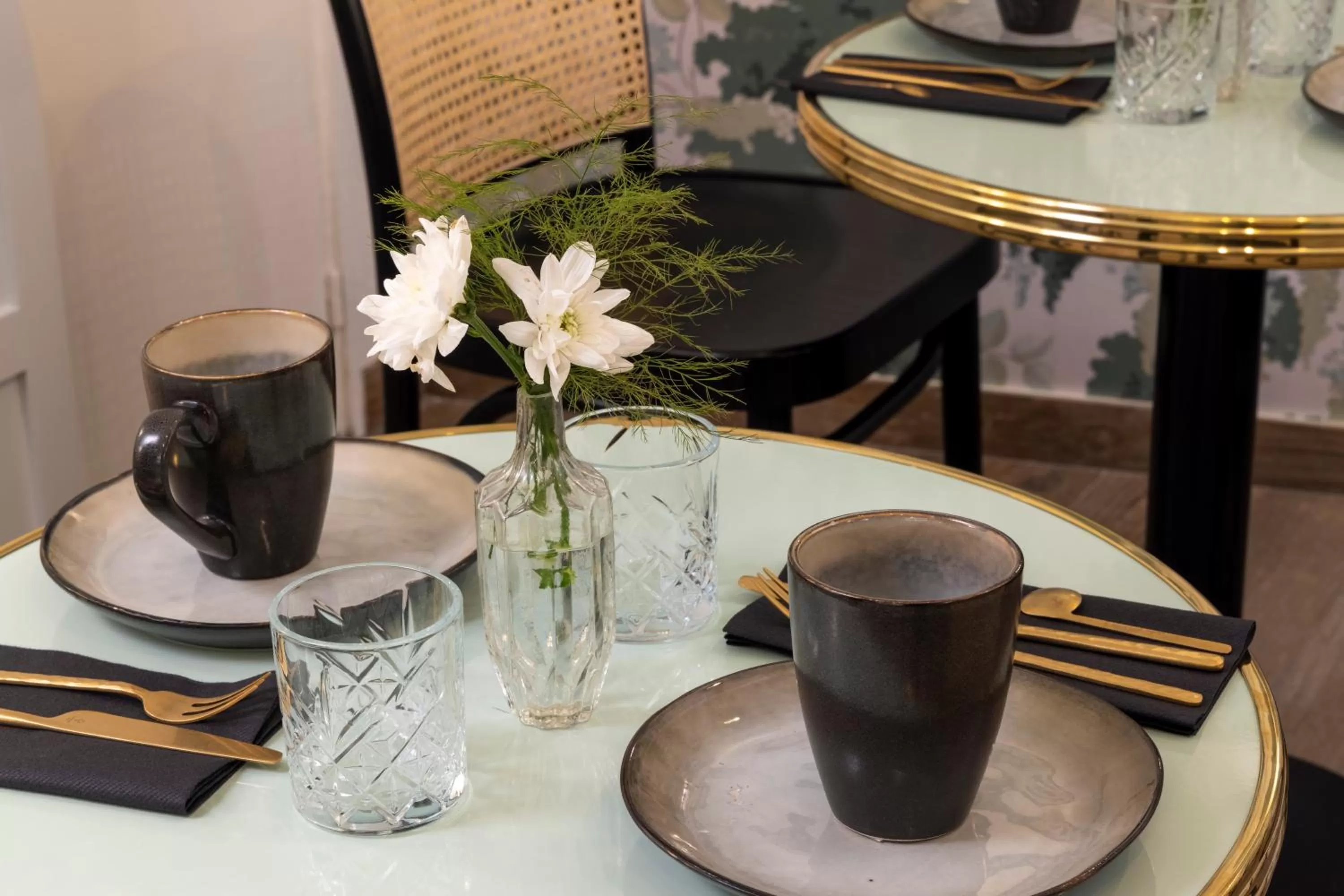 Breakfast, Restaurant/Places to Eat in Hotel Bloum