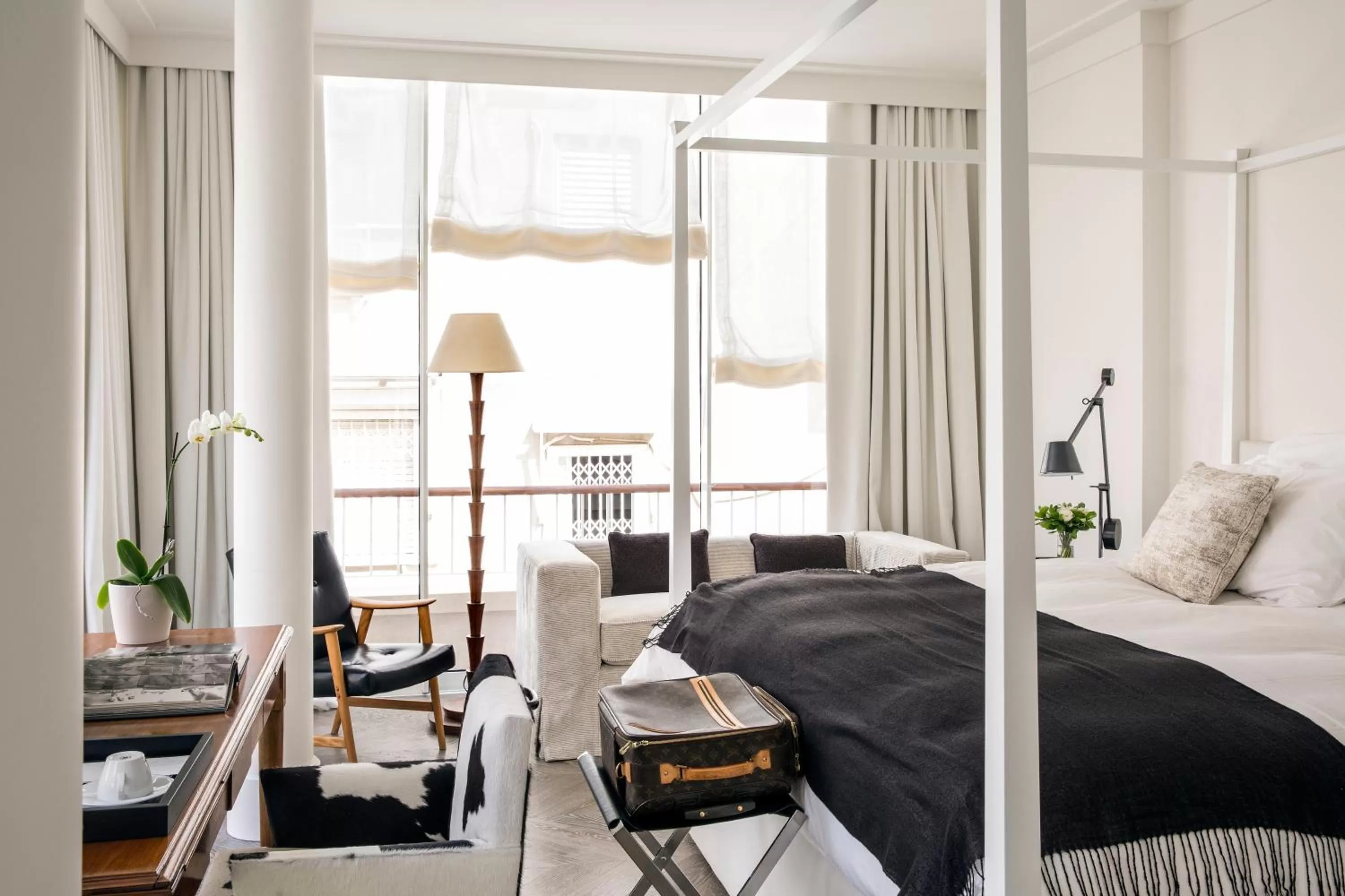 Bedroom in White Villa Tel Aviv Hotel