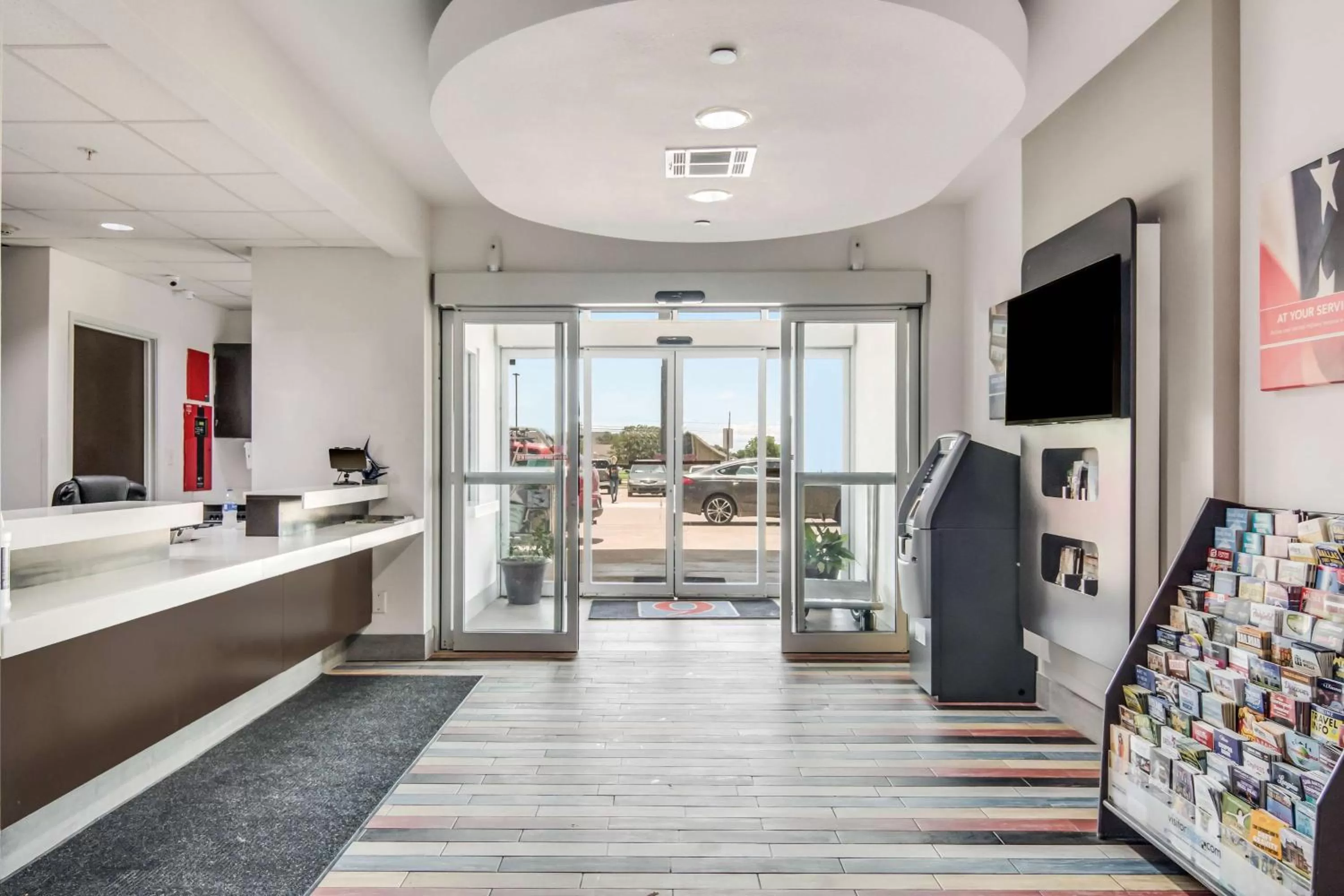 Lobby or reception in Motel 6-Cleburne, TX