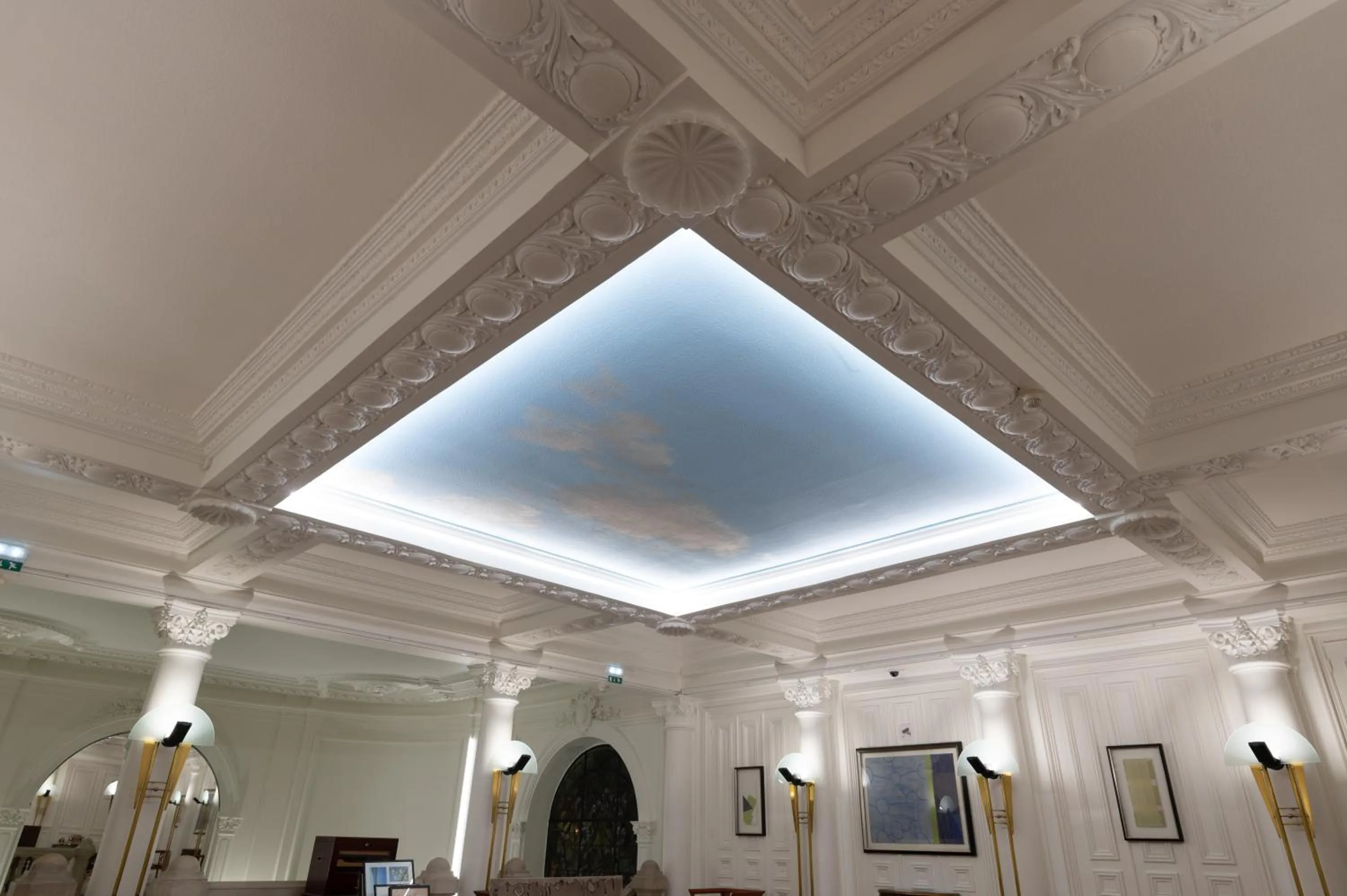 Property building in Grand Hôtel Du Tonneau D'Or