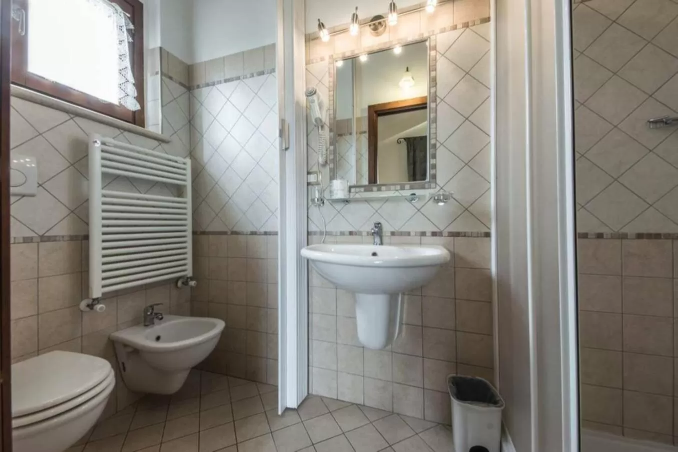 Bathroom in Fonte Dei Tufi