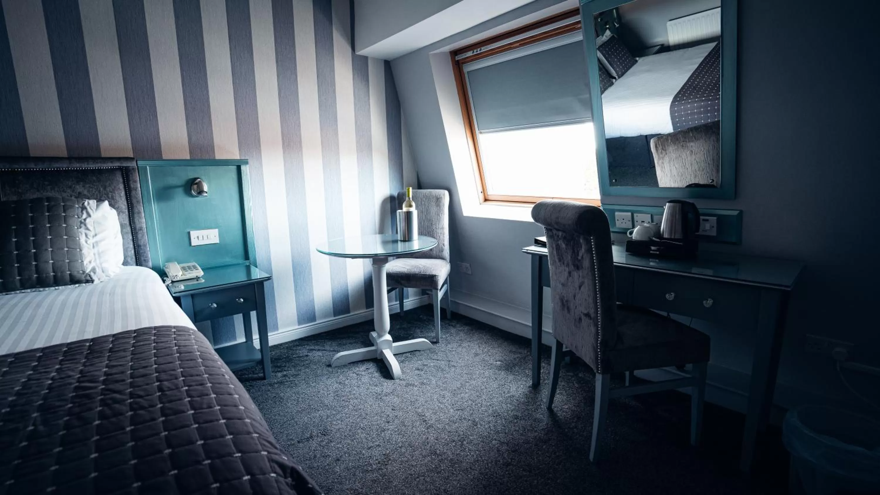 Bed in Beechlawn Hotel