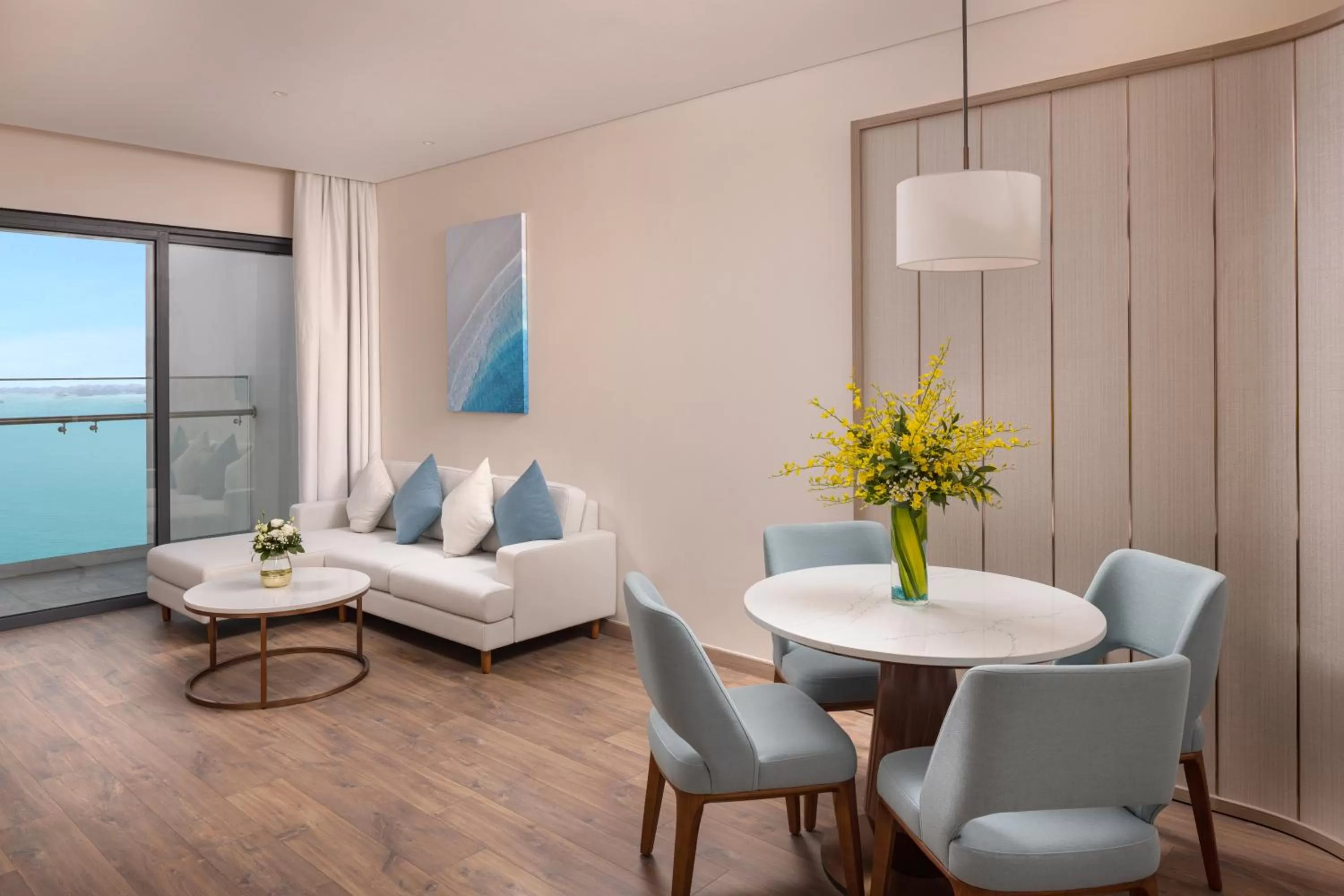 Dining area in A La Carte Ha Long Bay Residence