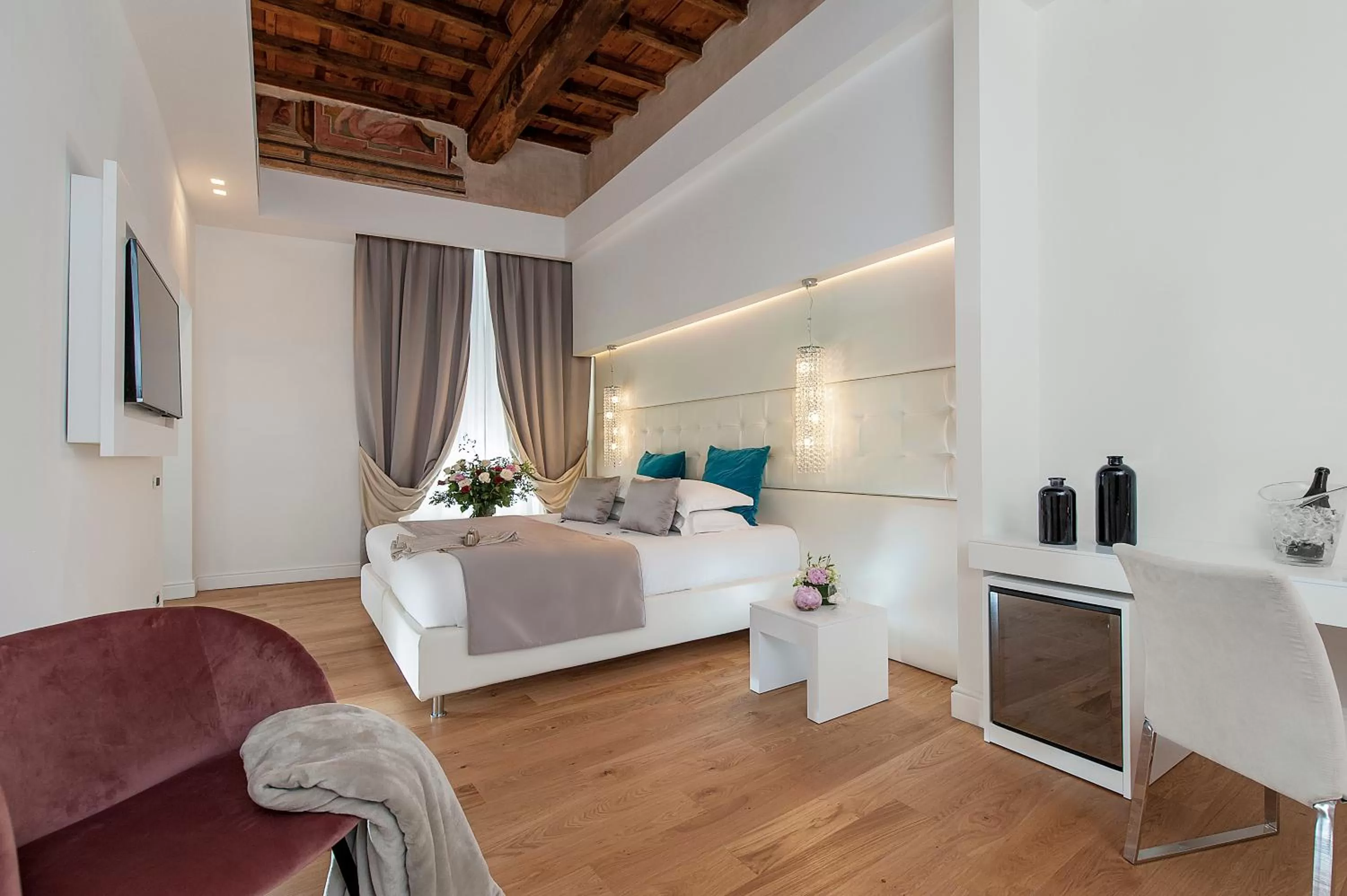 Photo of the whole room, Bed in Argentina Residenza Style Hotel