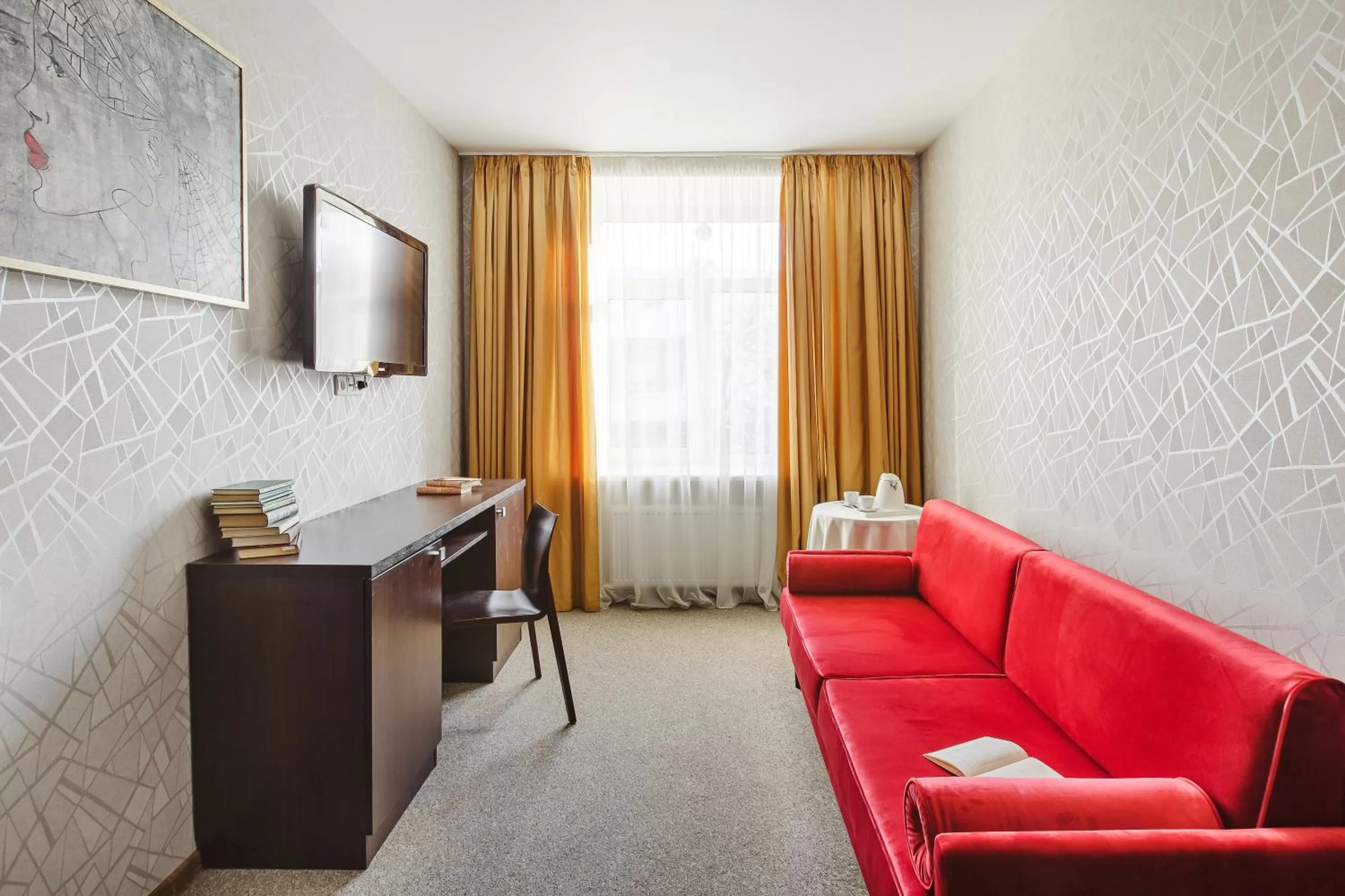 Living room, Bed in Old Town Hotel Bohema, Klaipėda