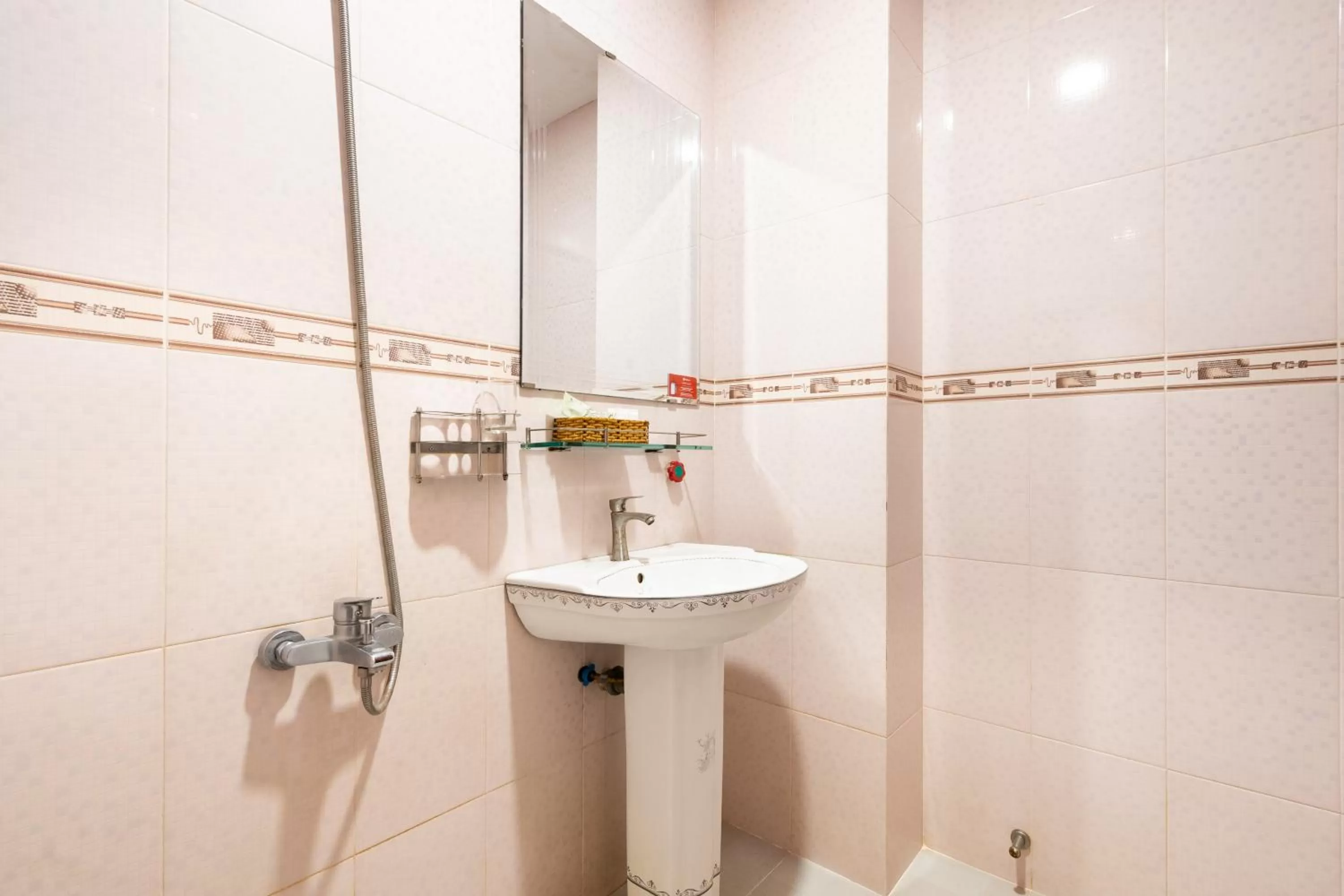 Bathroom in Central Hotel by Joi Hospitality