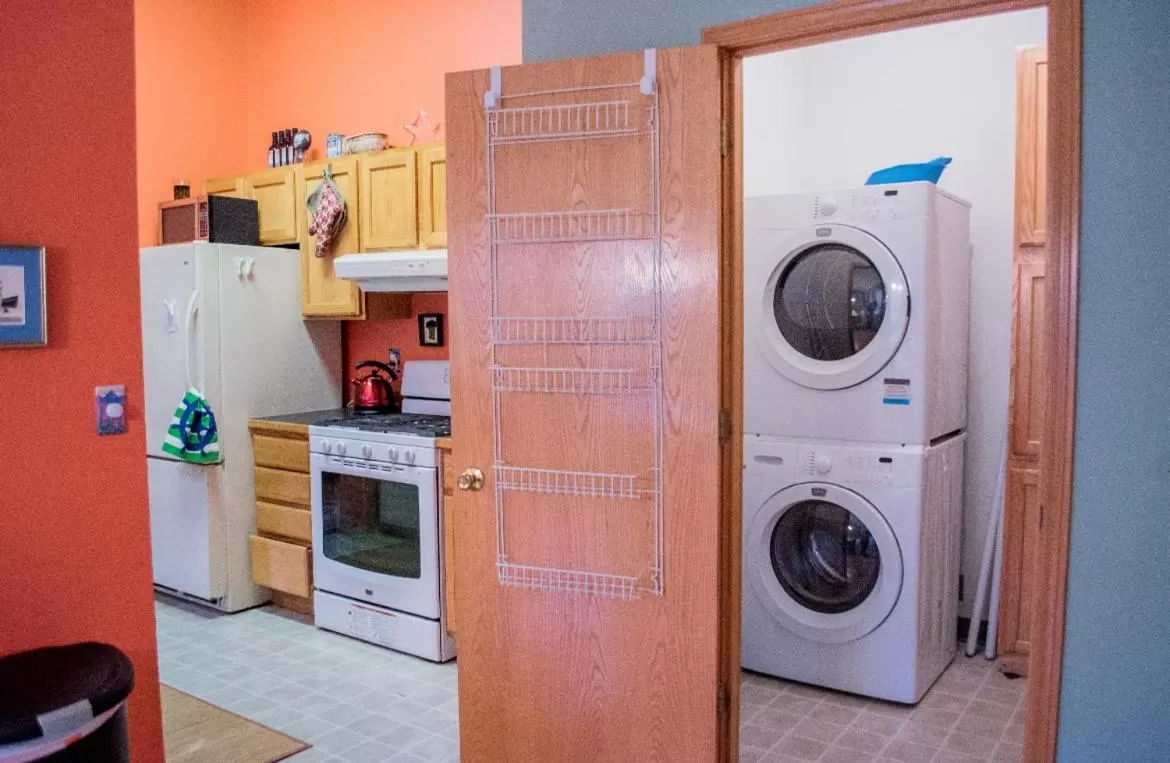 Pioneer Inn Downtown