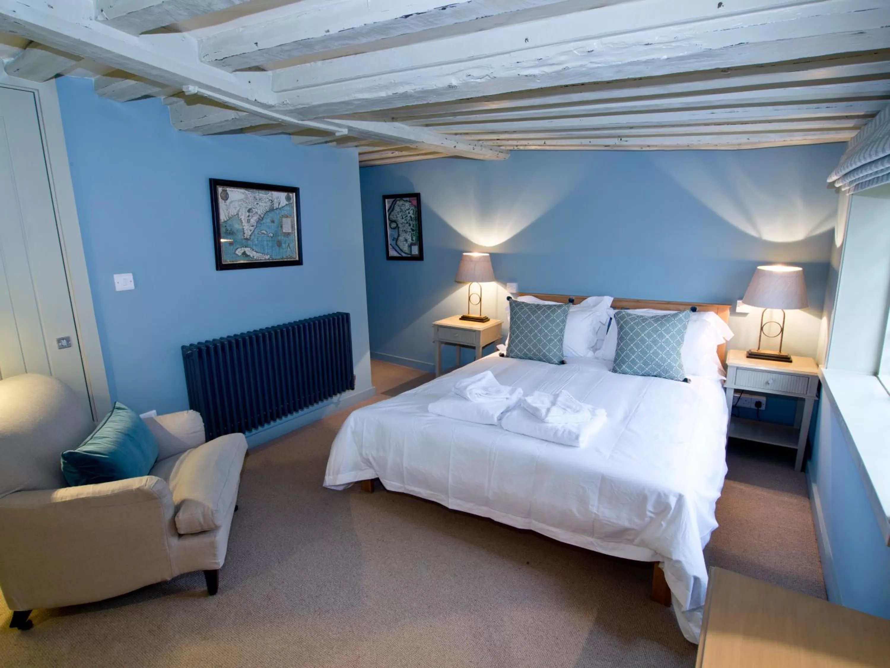 Bed in Anchor Inn