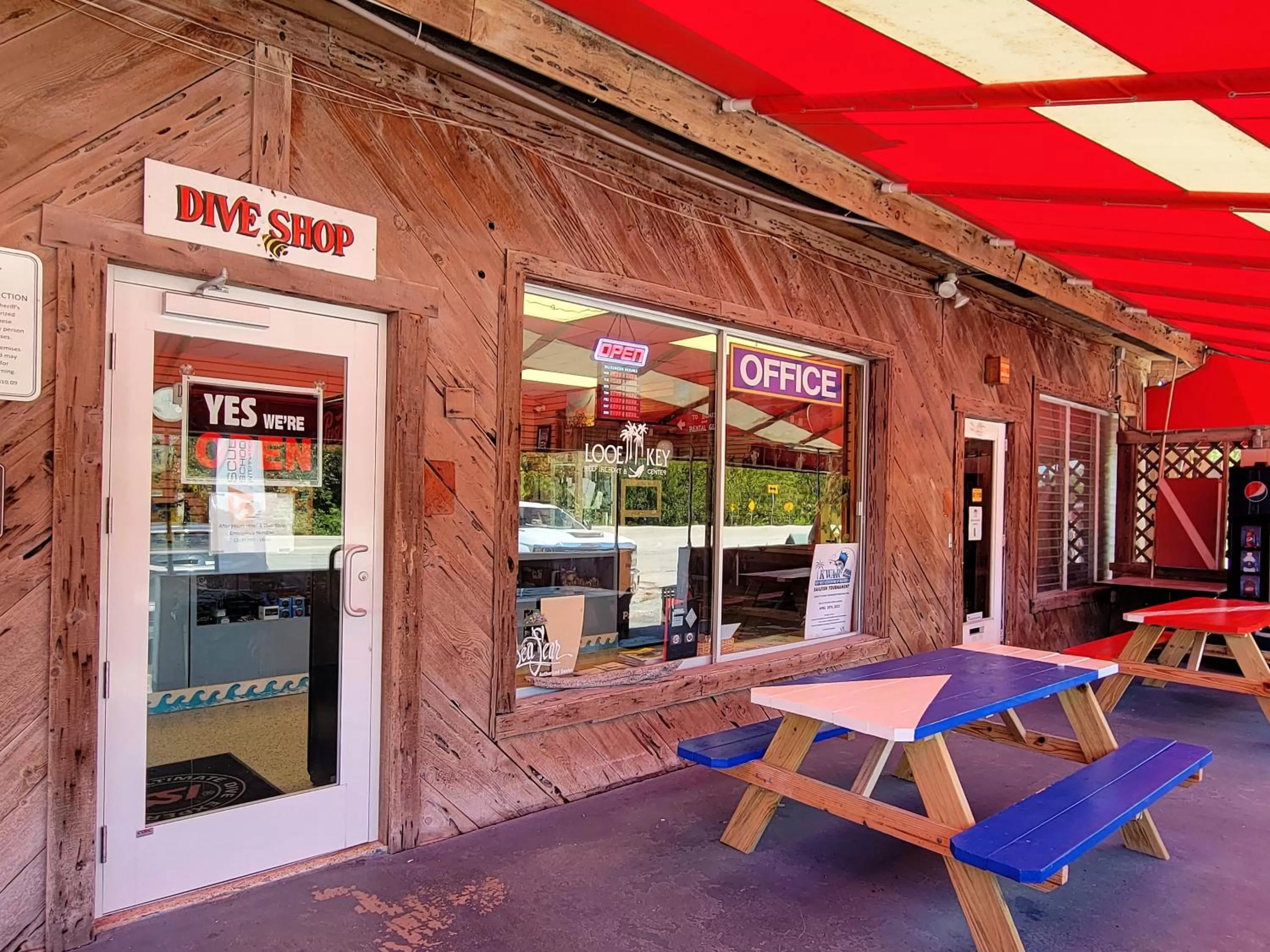 On-site shops in Looe Key Reef Resort and Dive Center