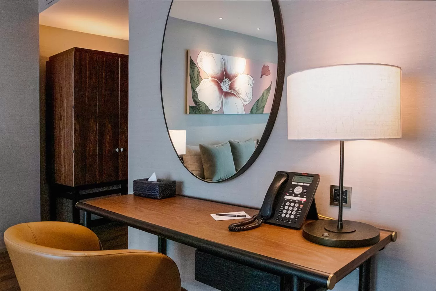 Living room in Sivatel Bangkok Hotel