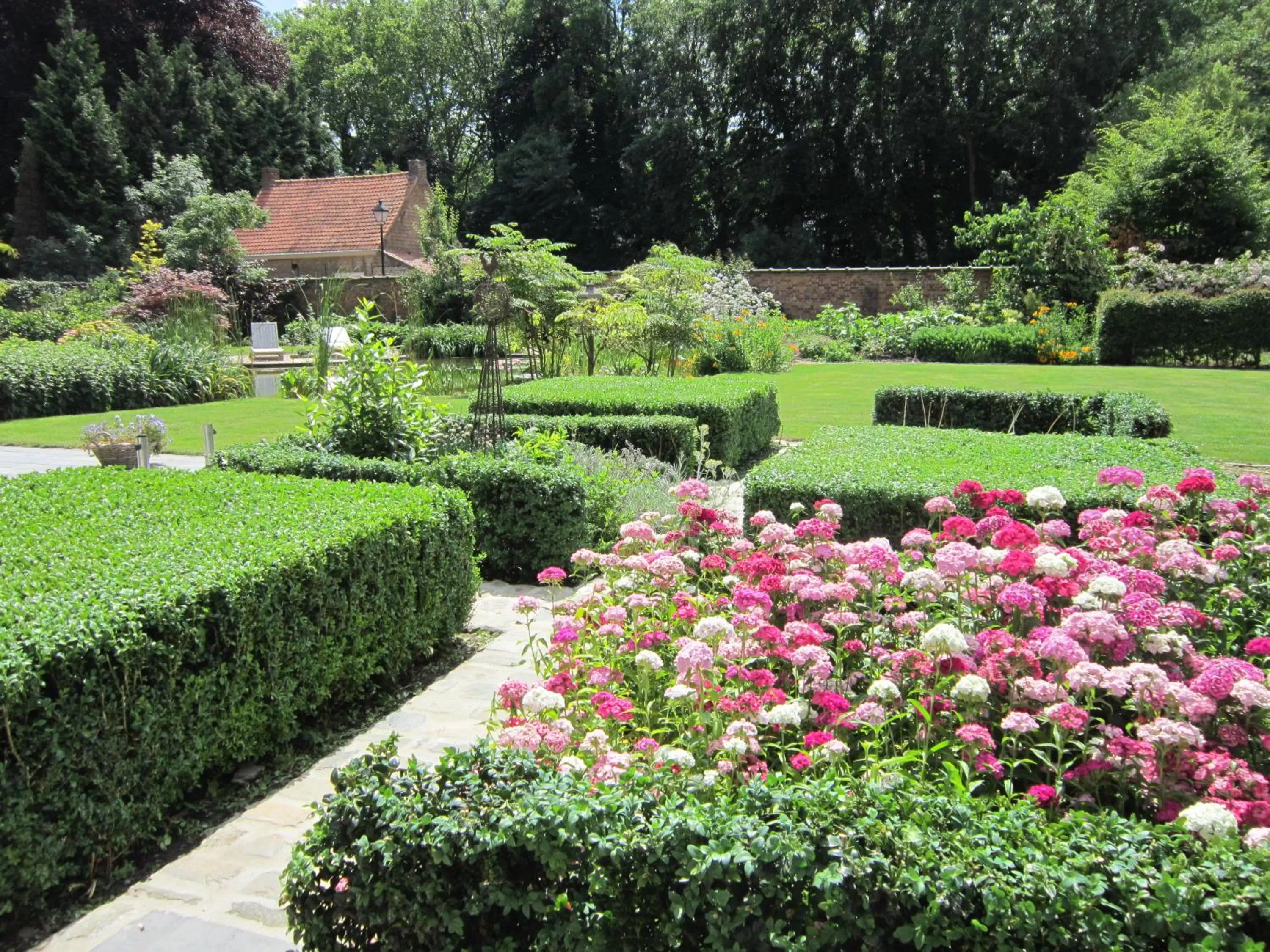 Summer in B&B Pastorie van Merkem