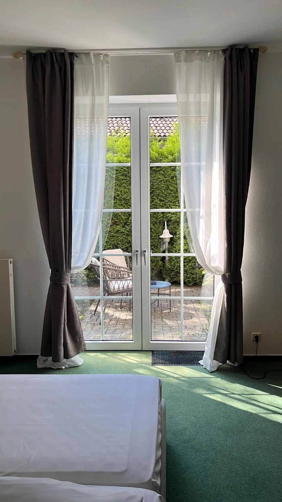 Photo of the whole room, Bed in Hotel Bremer