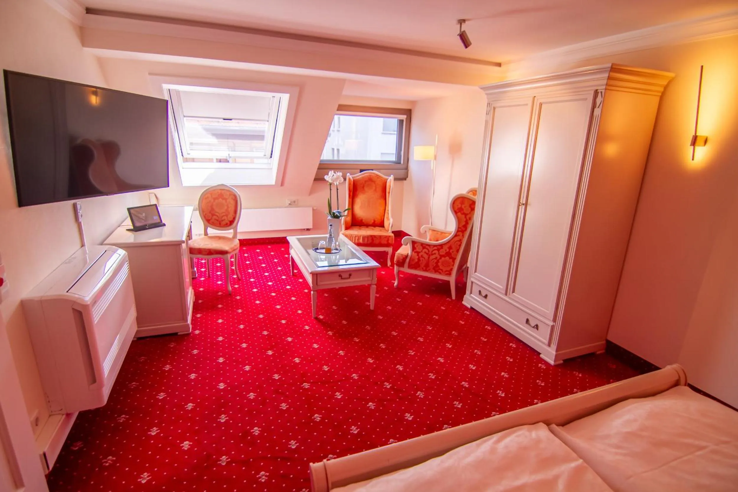 Photo of the whole room, Bed in Zur Weinsteige