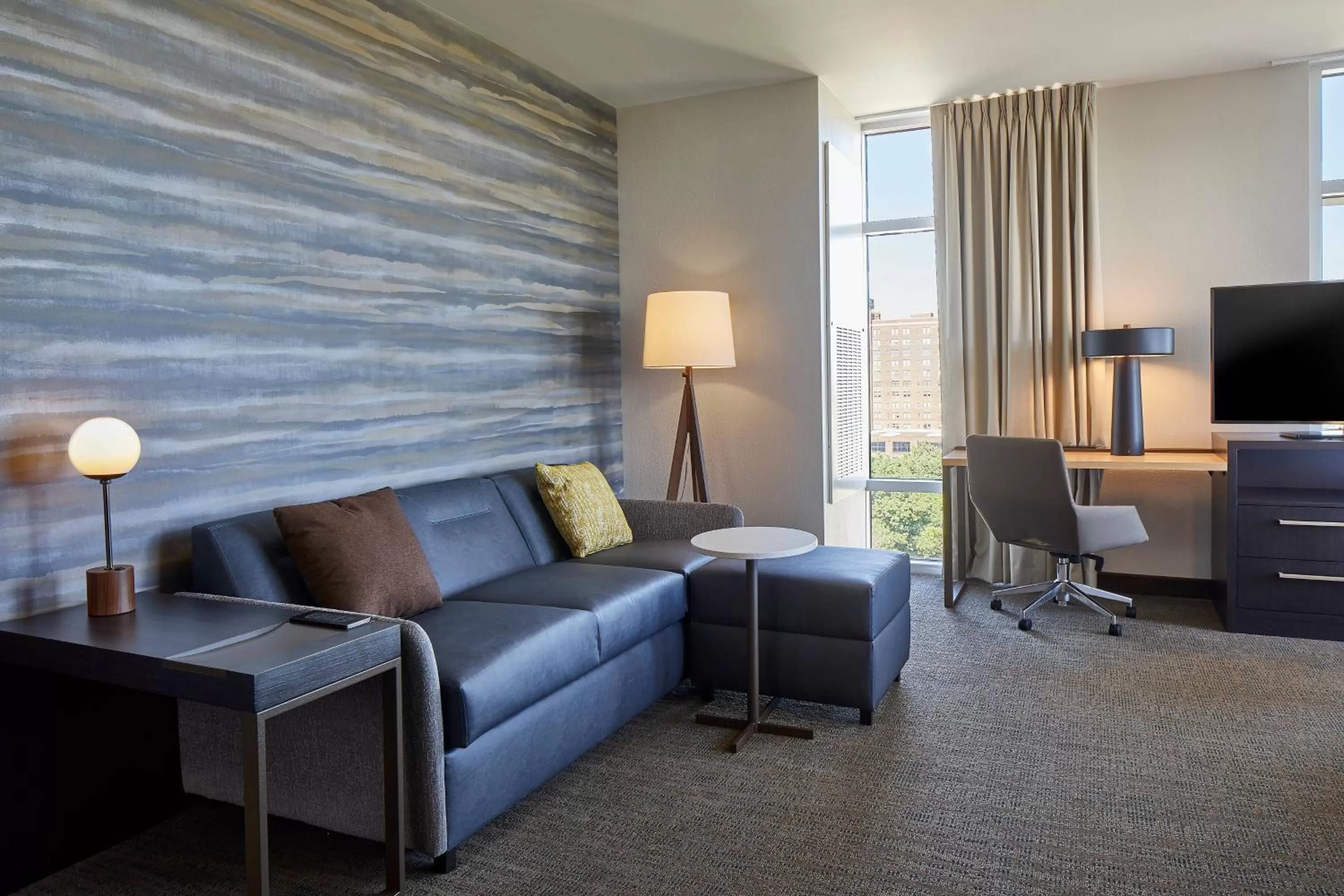 Living room in Residence Inn by Marriott Cleveland University Circle/Medical Center