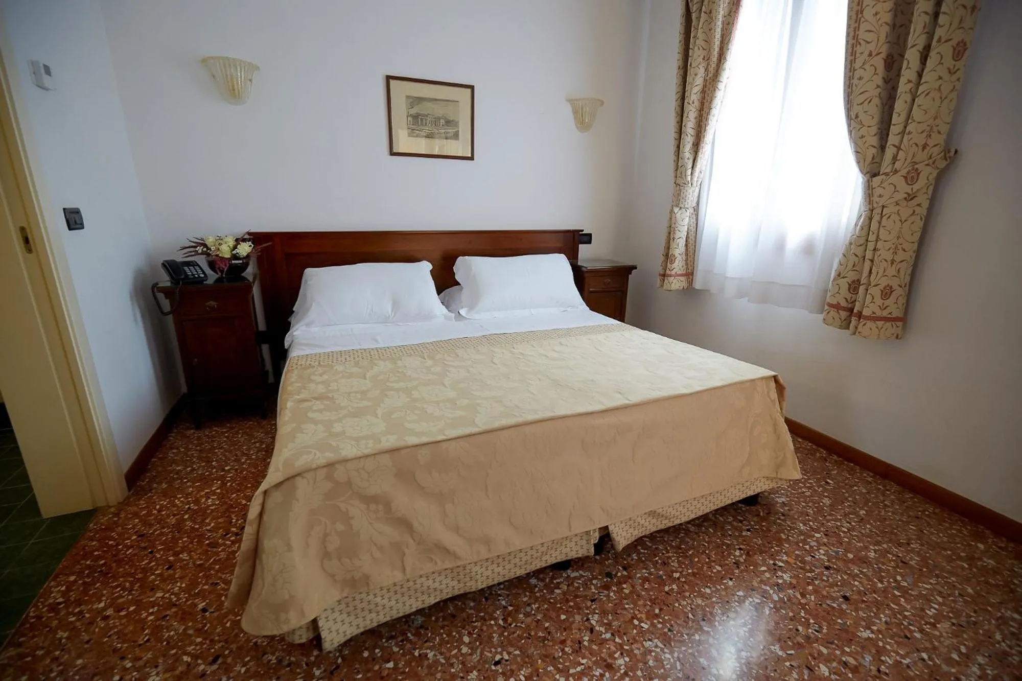 Bed in Hotel Riviera dei Dogi
