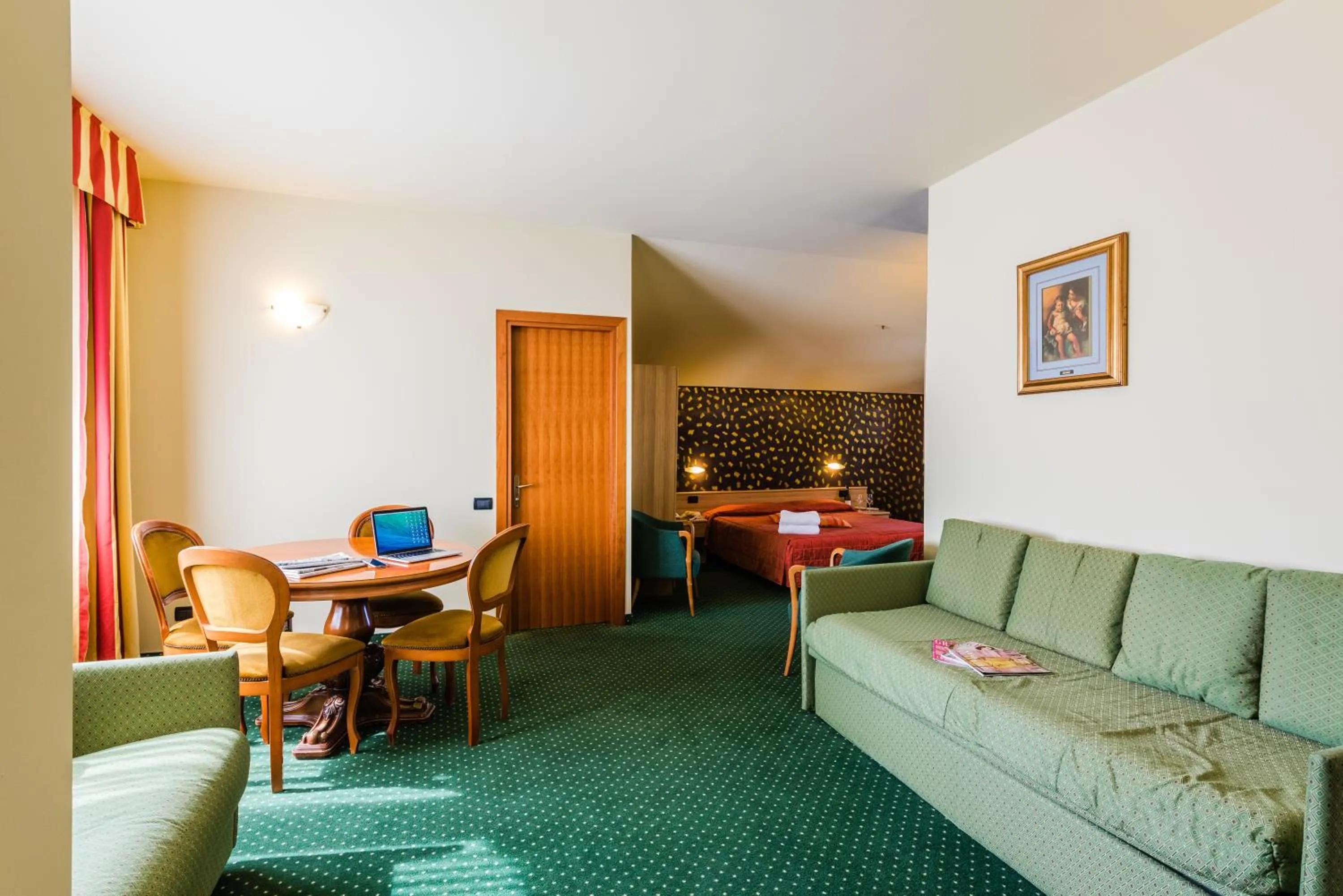 Bedroom in Hotel Au Soleil