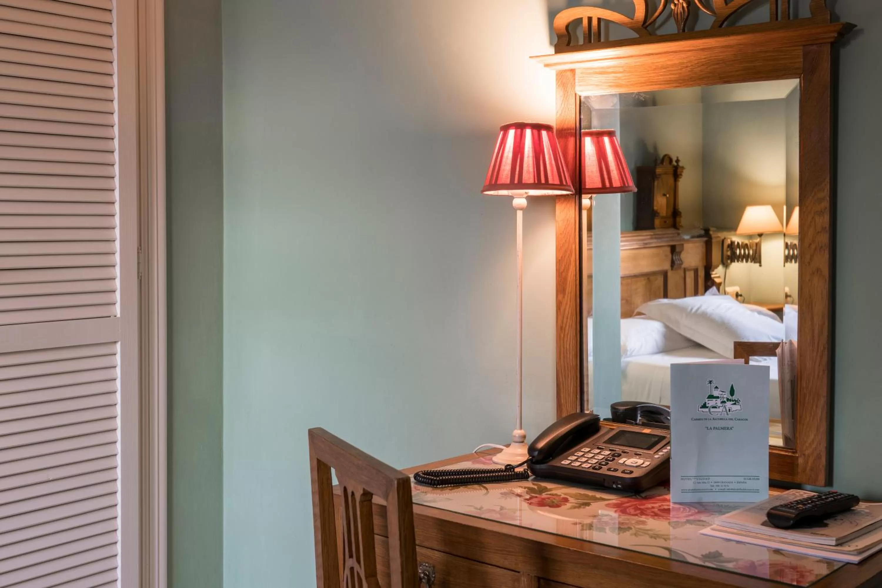 Seating area, Bed in Carmen de la Alcubilla del Caracol