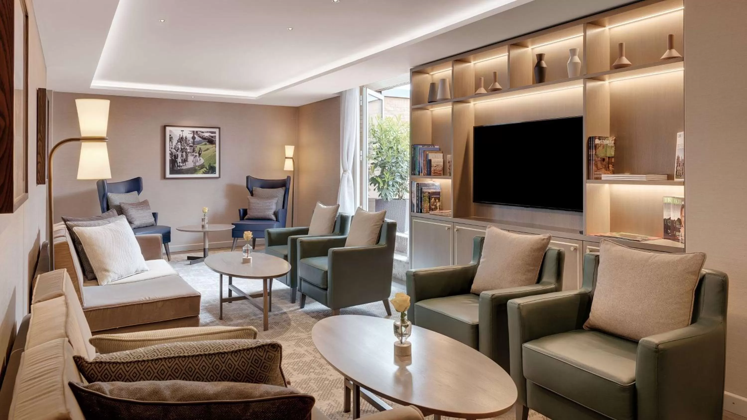 Property building in Hilton Munich City