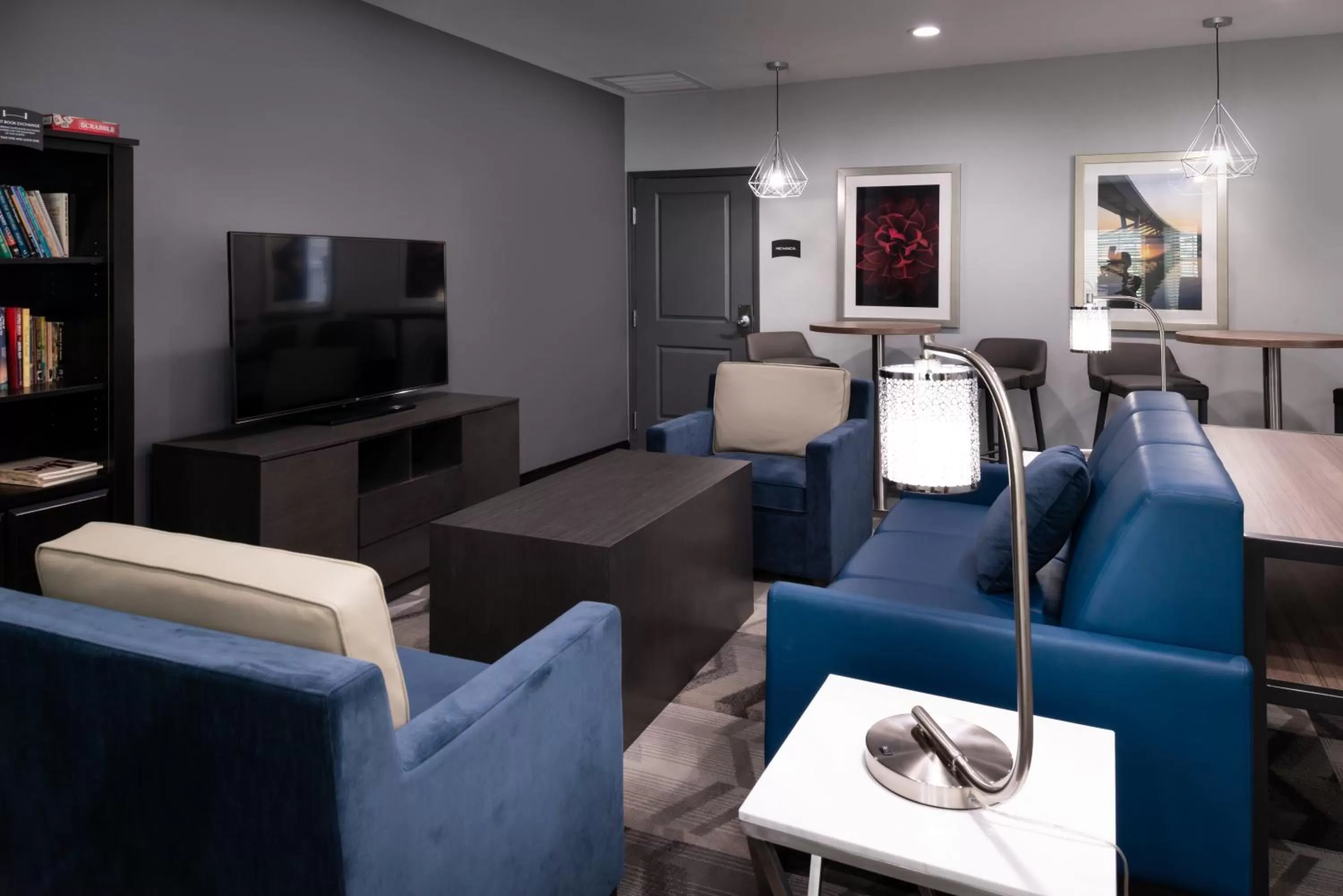 Property building in Staybridge Suites - Lake Charles by IHG