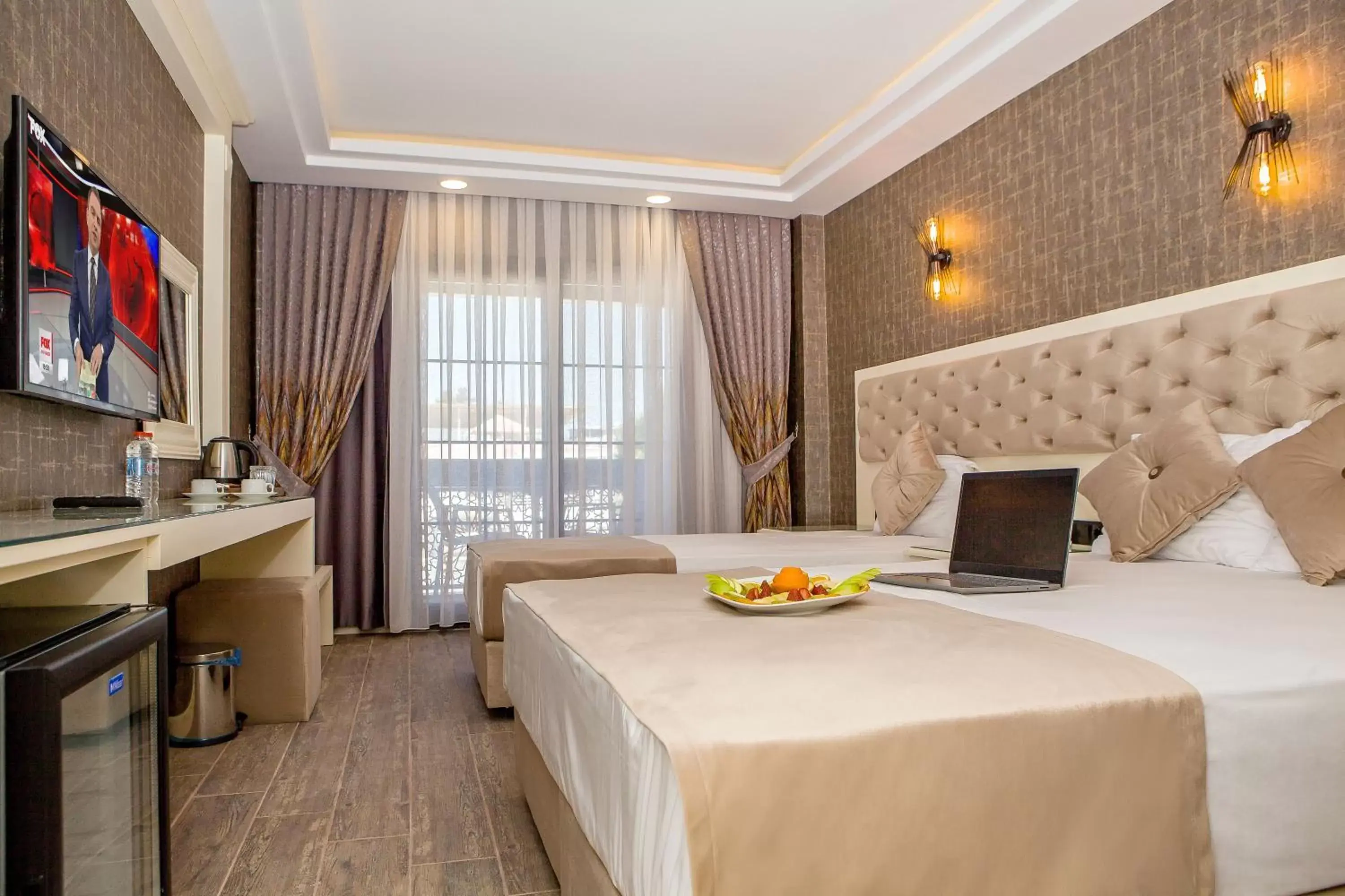 Deluxe Double Room with Balcony in THE LEA HOTELS & SUITE Deluxe Double Room with Balcony in THE LEA HOTELS & SUITE