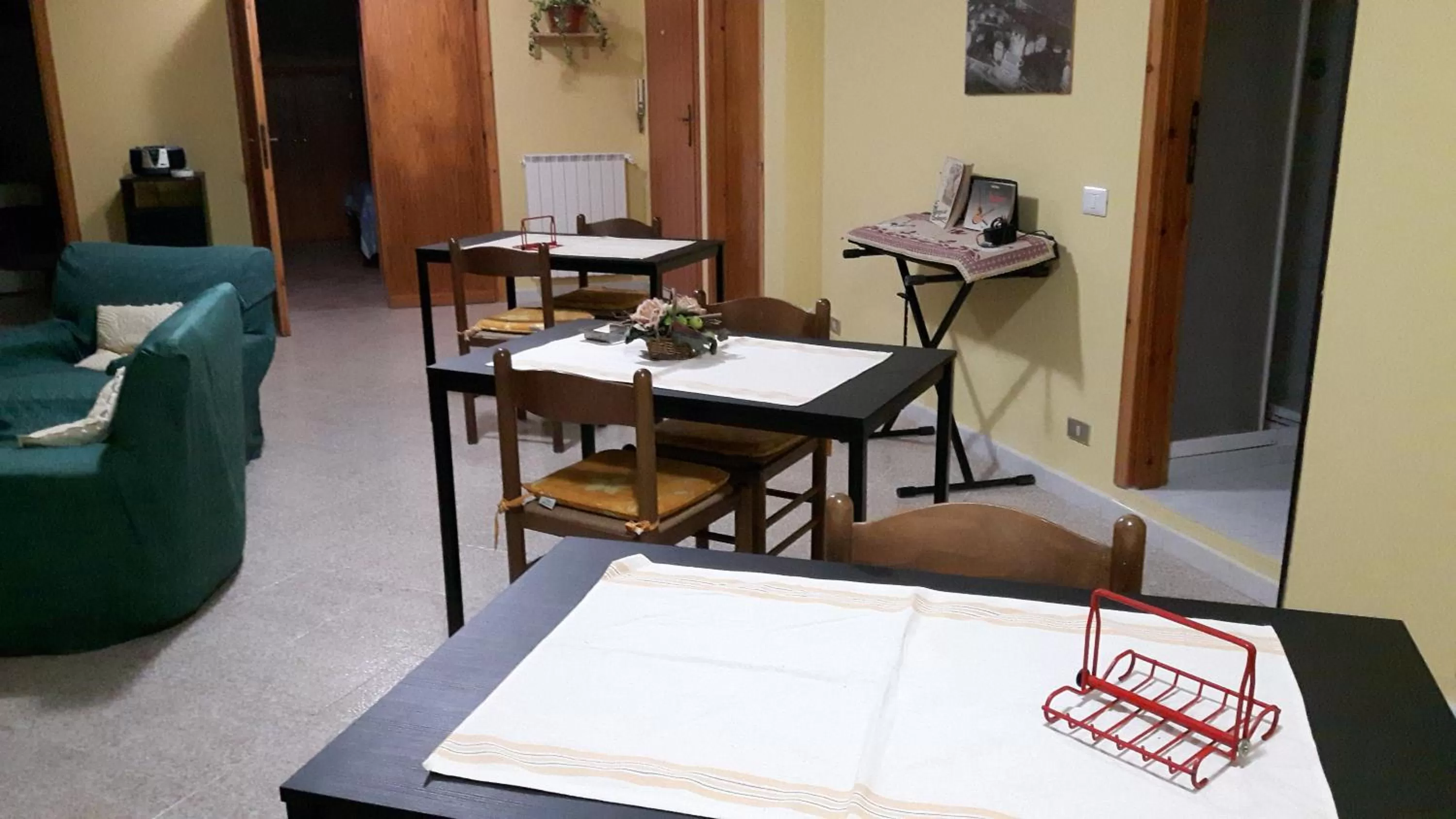 Communal lounge/ TV room in B&B La villetta rossa