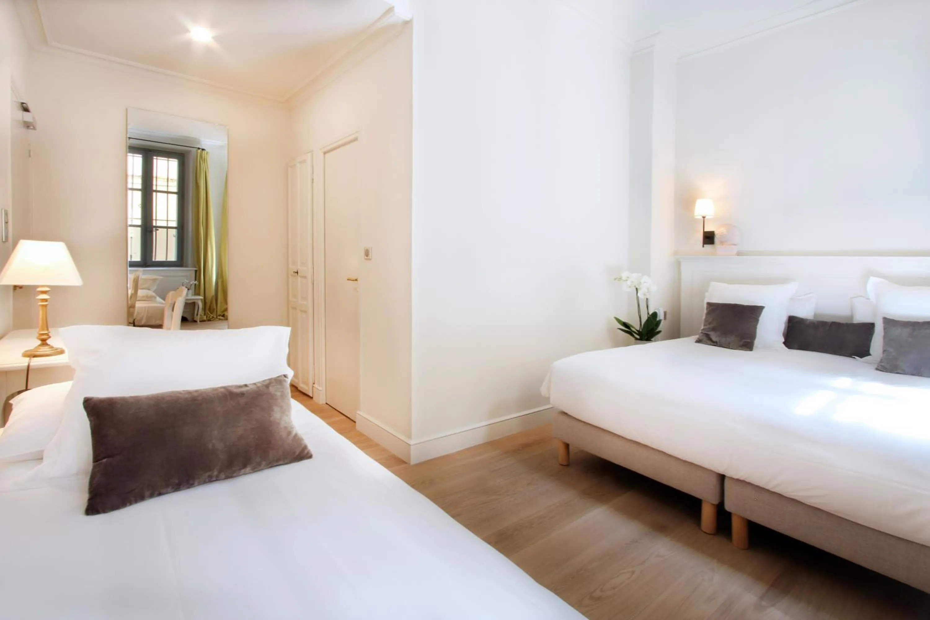 Bed in Les Quatre Dauphins