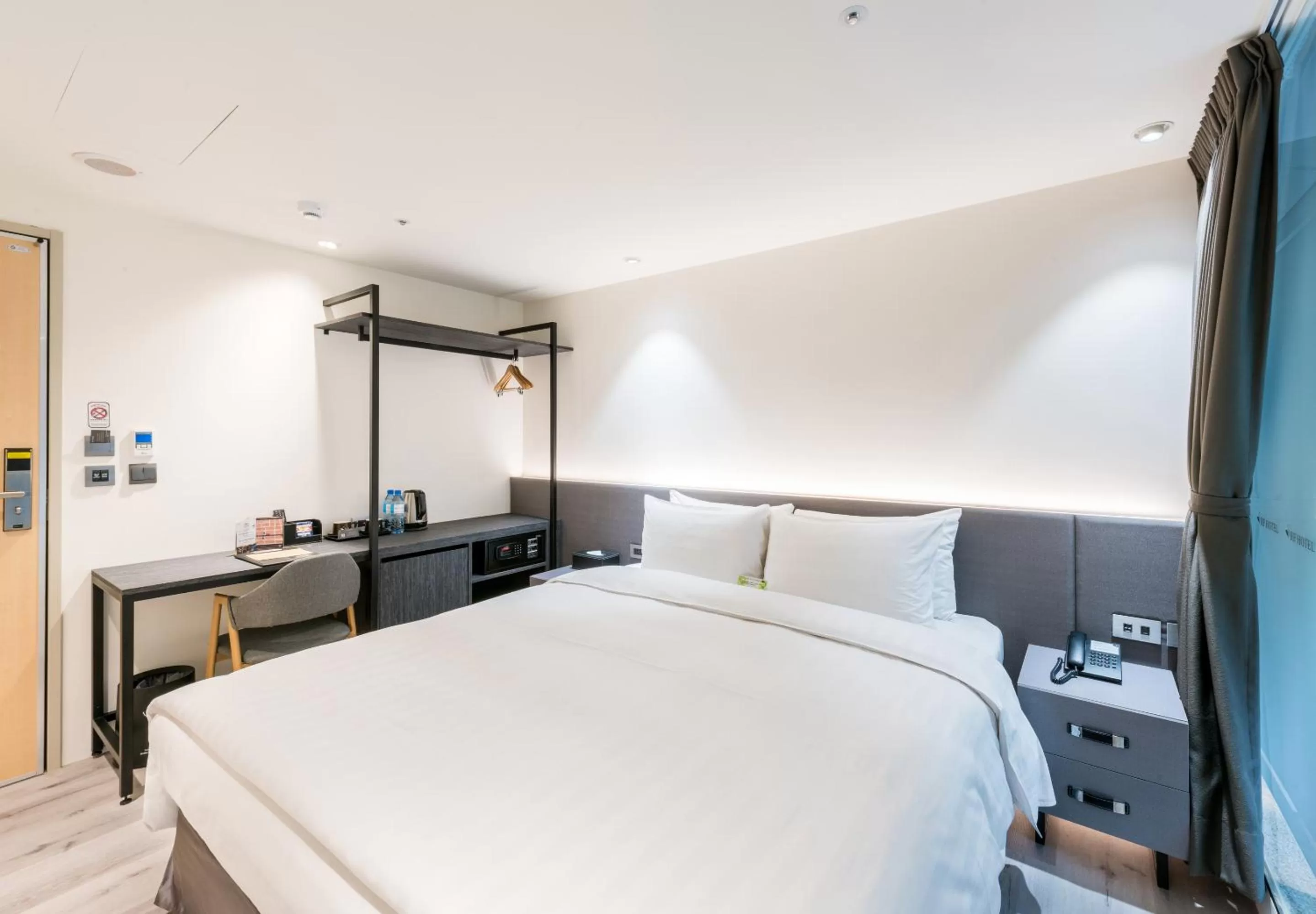 Bed in RF Hotel - Zhongxiao