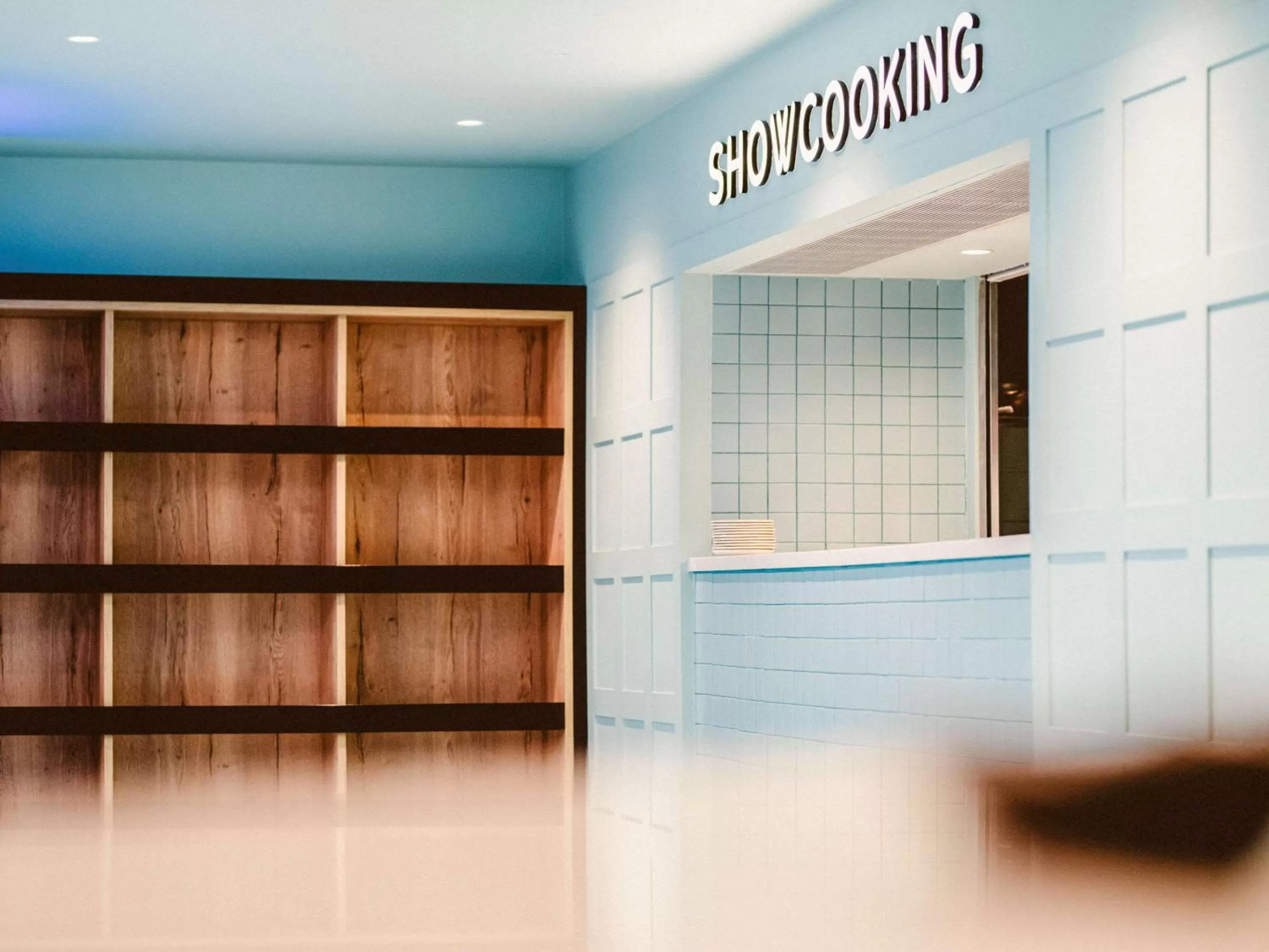 Restaurant/places to eat in Novotel Campo De Las Naciones