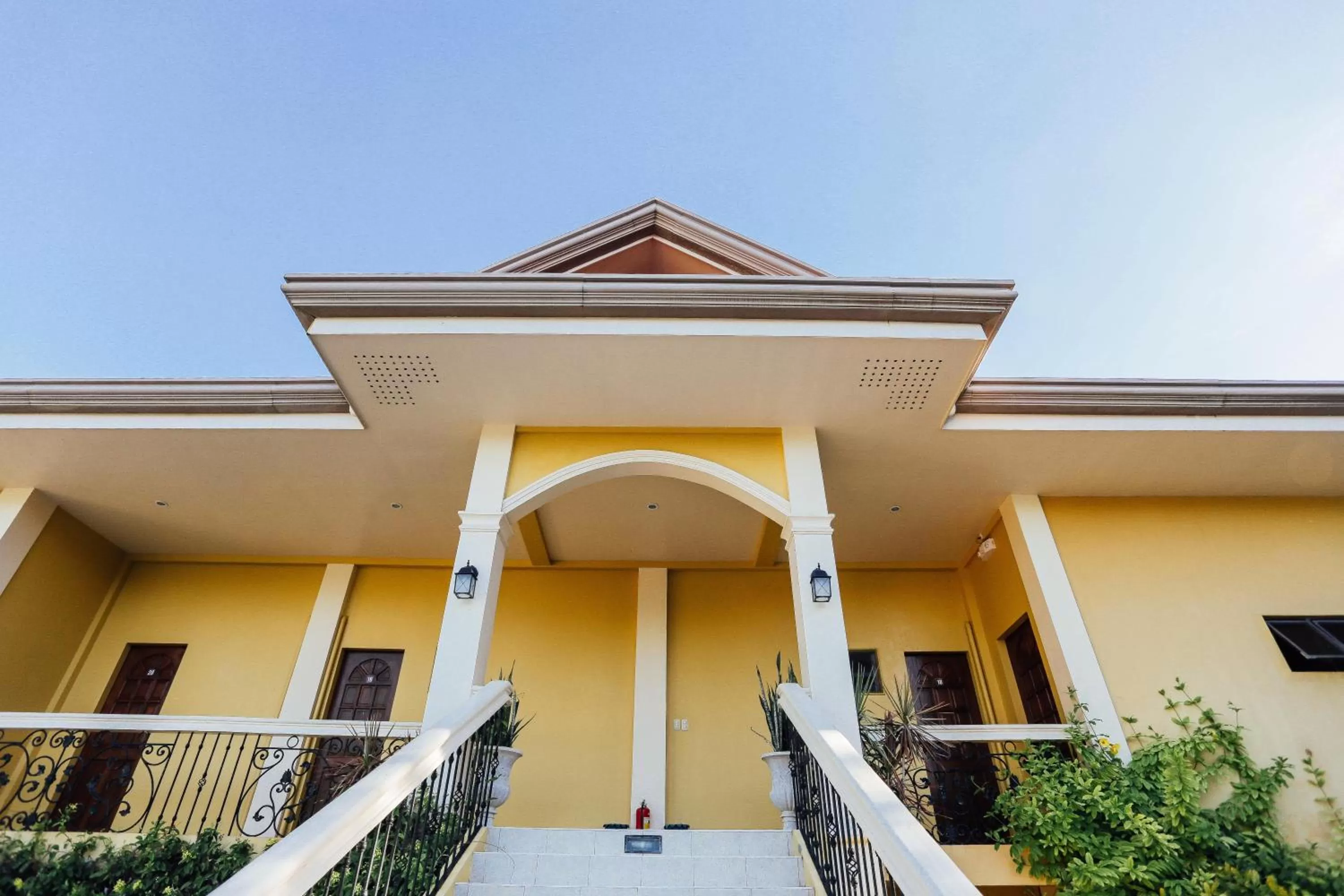 Property building in Turtle Bay Dive Resort