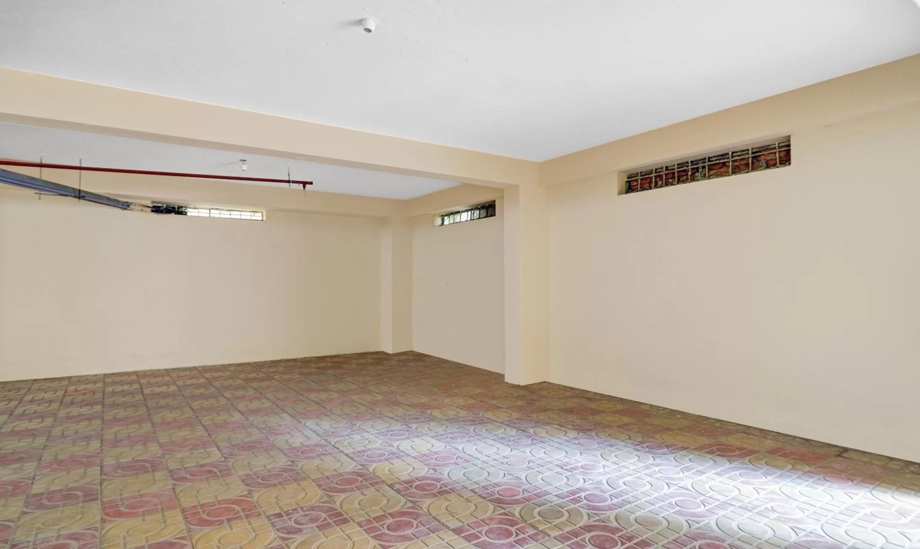 Breakfast, Bed in Itsy By Treebo - 99 Inn Hitech City