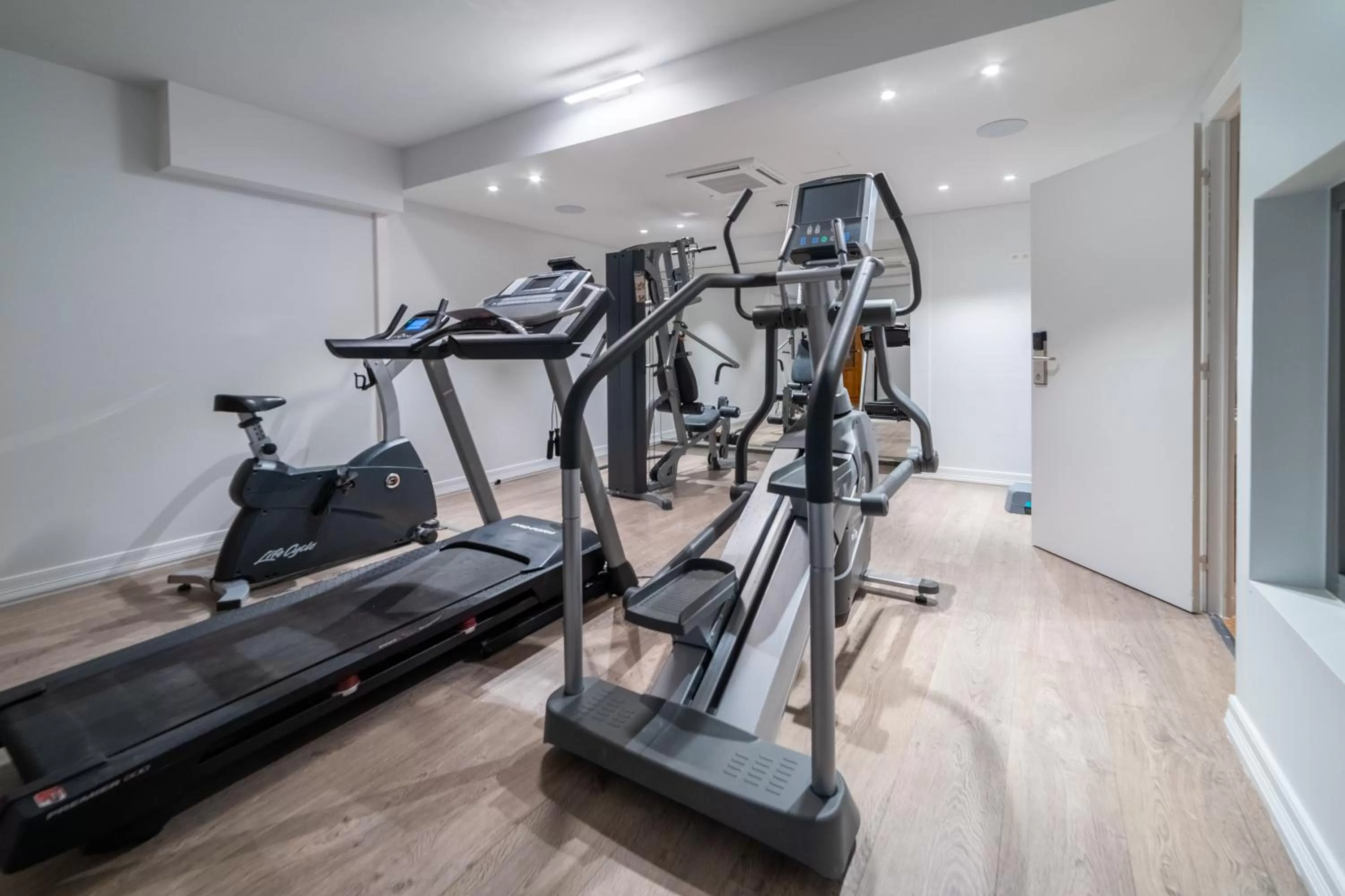 Fitness centre/facilities in Grand Hotel Normandy by CW Hotel Collection