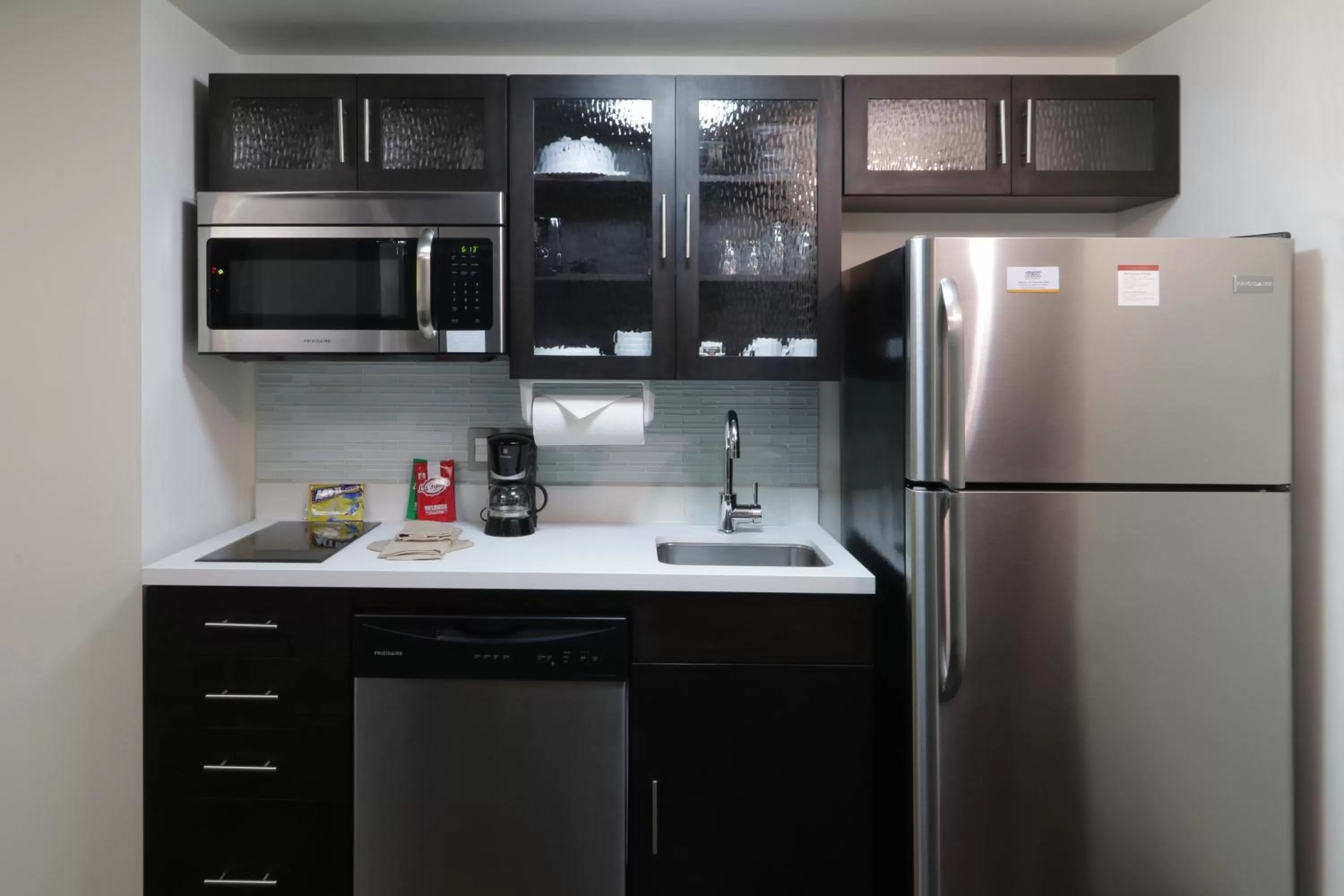 Kitchen or kitchenette in Candlewood Suites - Queretaro Juriquilla by IHG