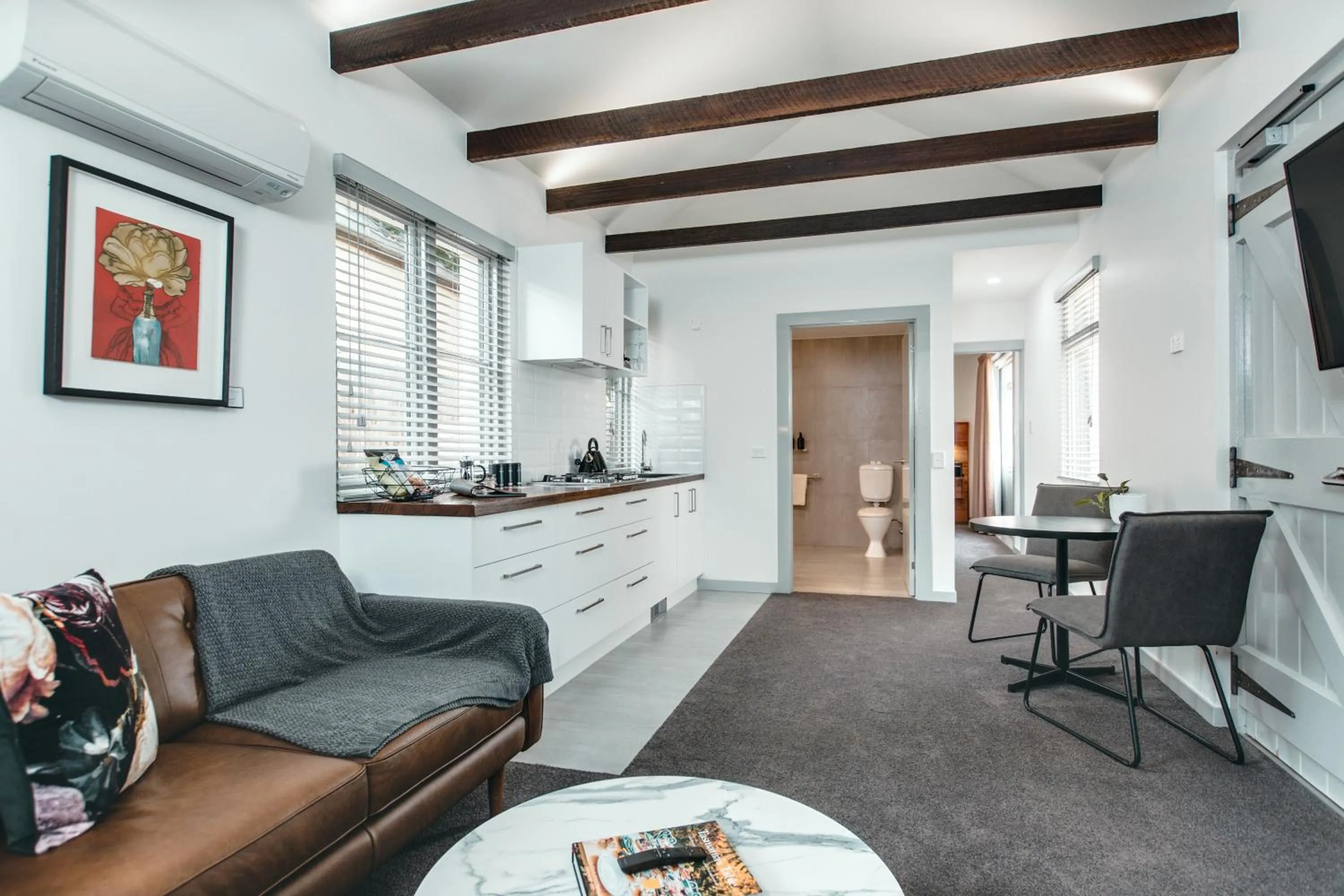 Living room in Maylands Lodge