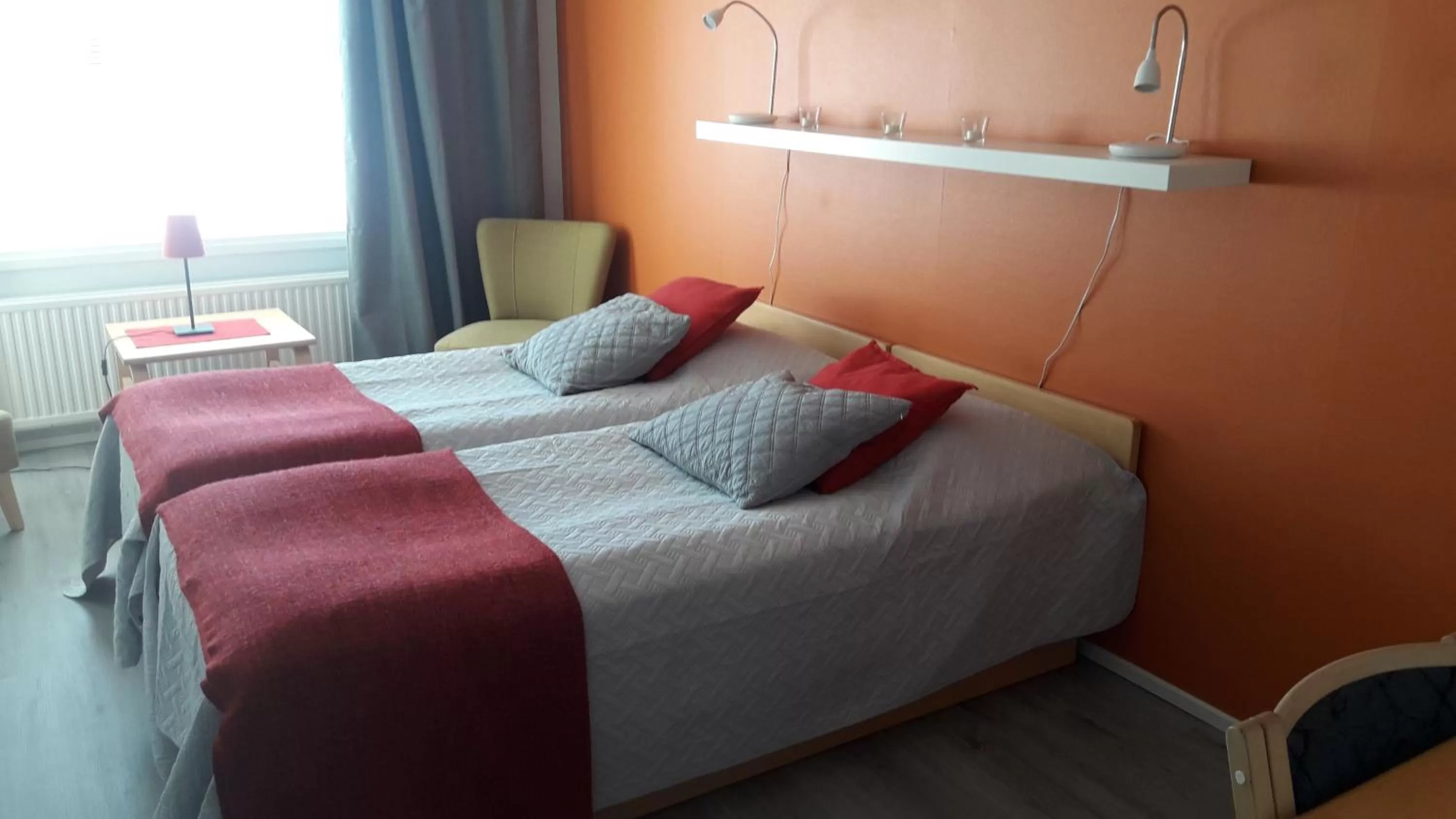 Bed in Karemajat Panorama hotel