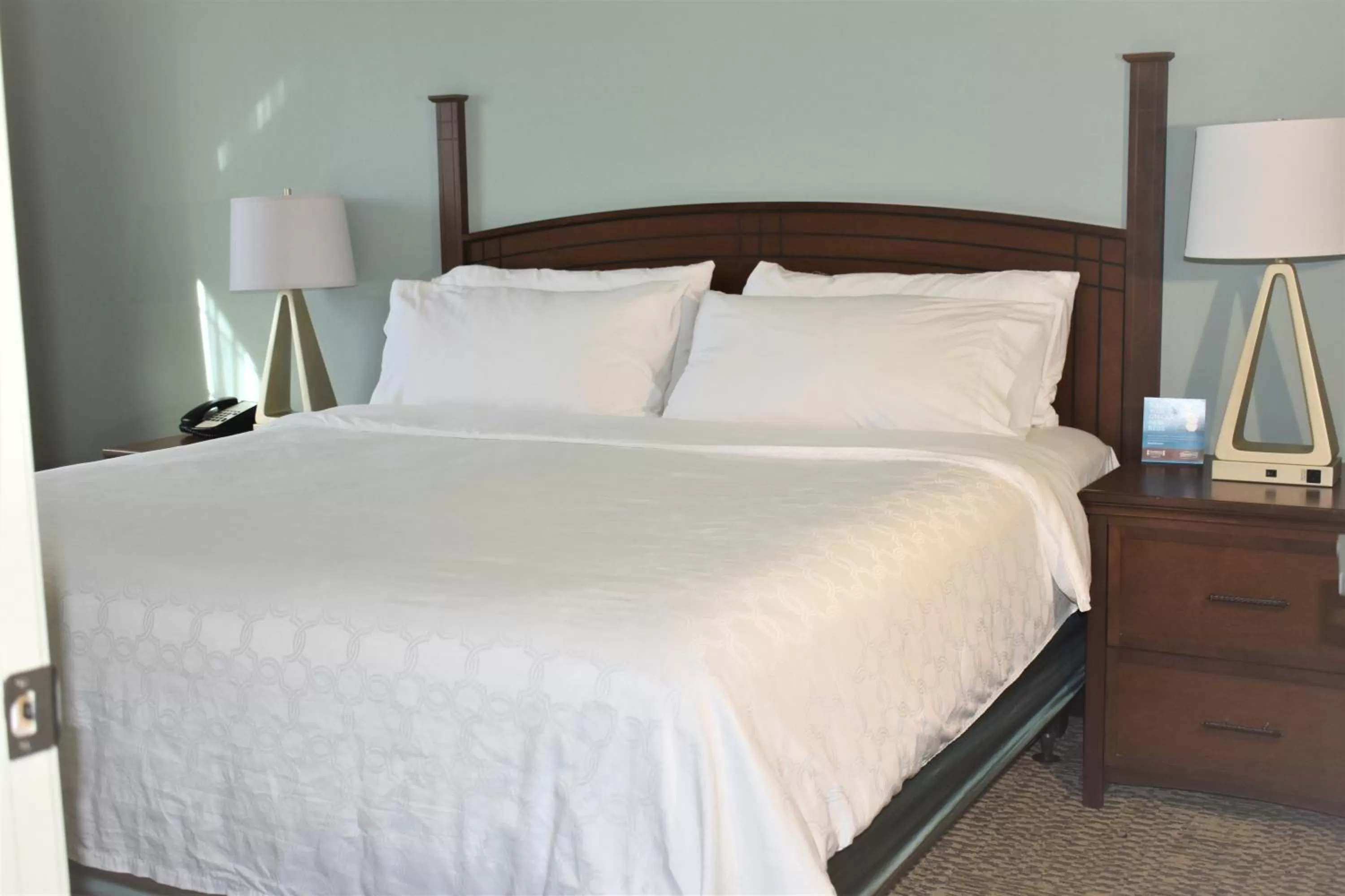 Photo of the whole room, Bed in Staybridge Suites Albuquerque North by IHG