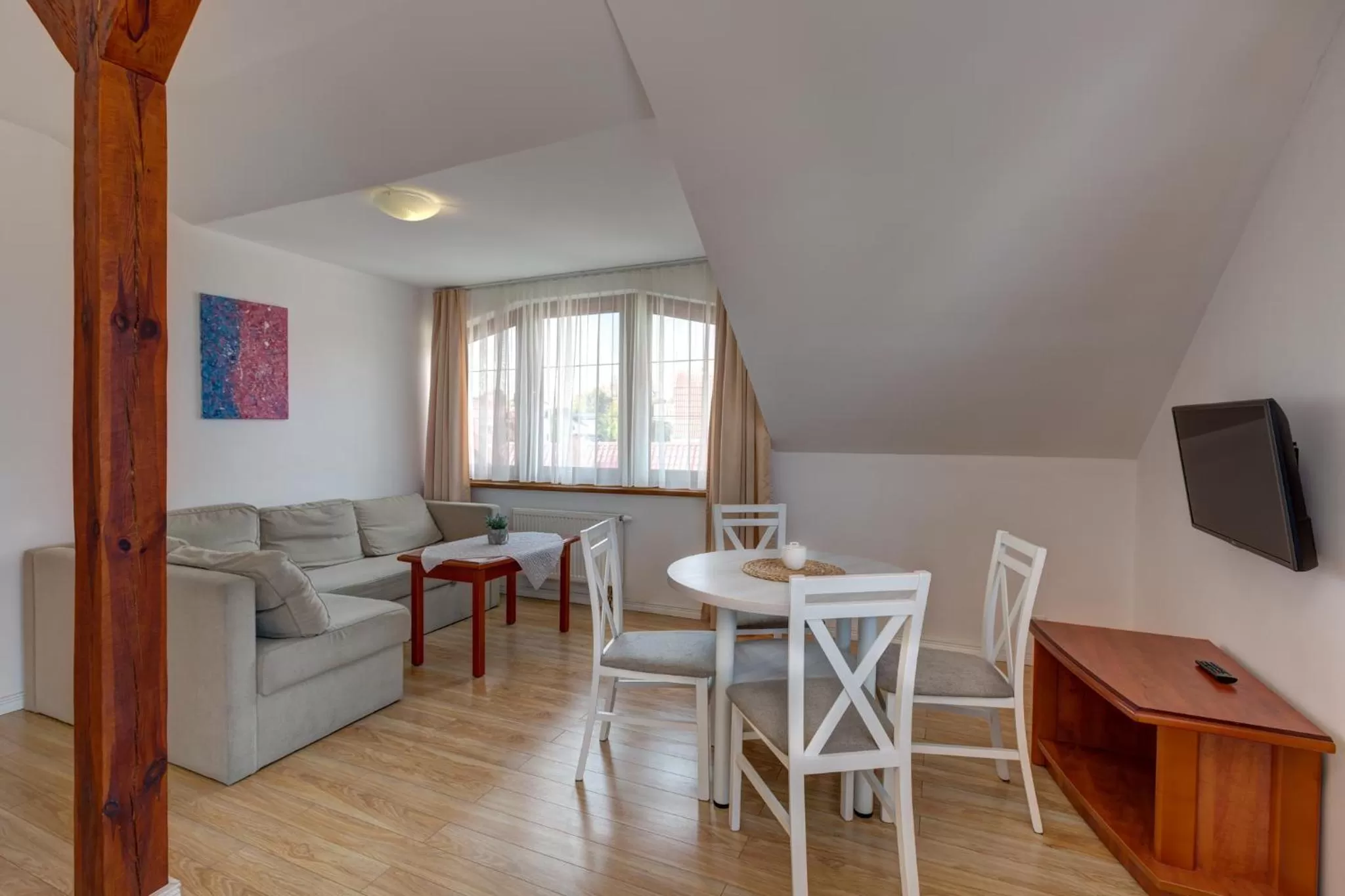 Communal lounge/ TV room in Willa Drako