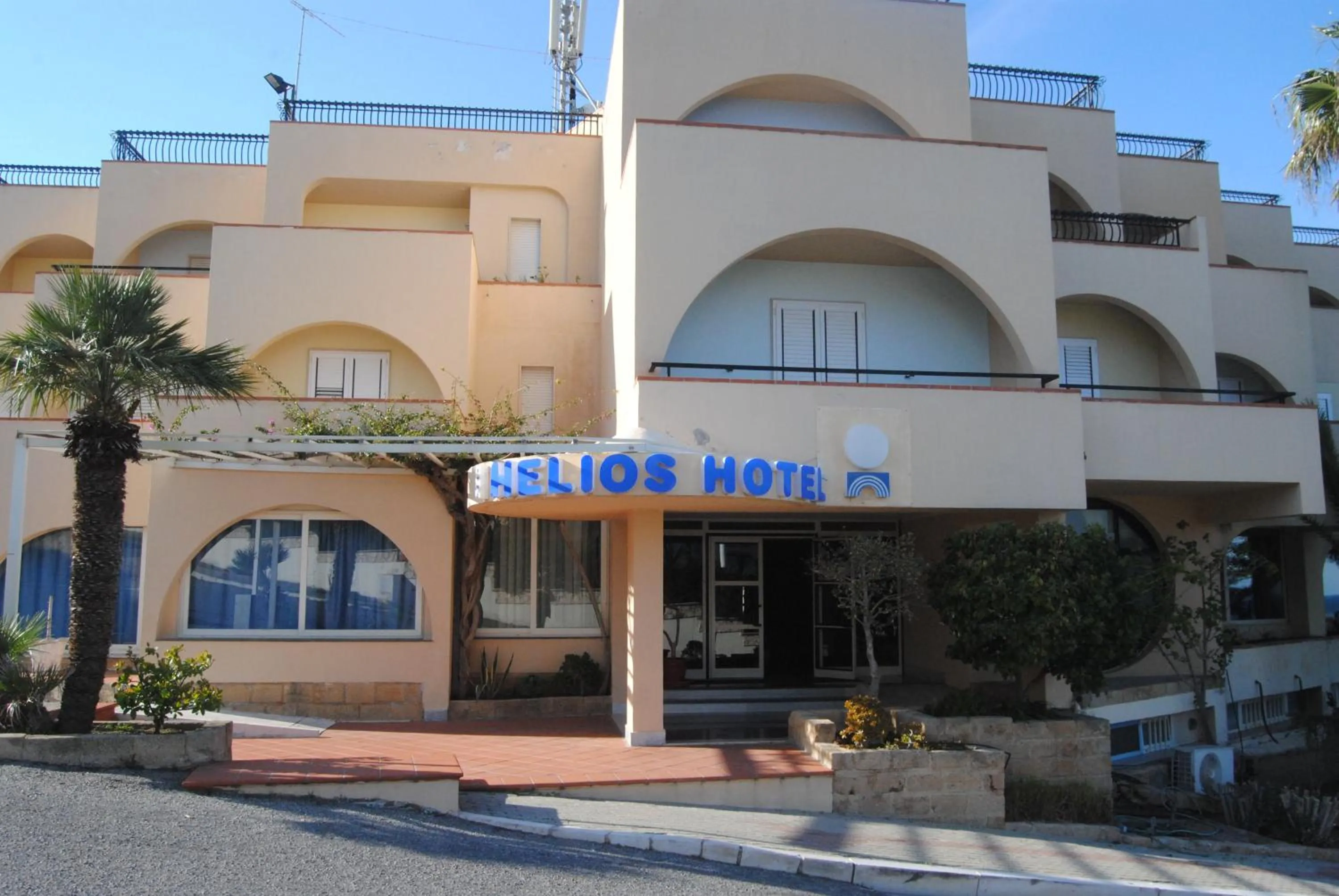 Facade/entrance in Helios Hotel