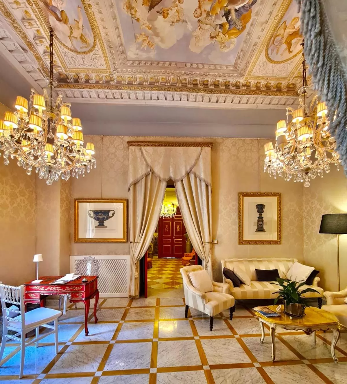 Living room, Seating Area in Palazzo Cherubini - Wellness e Spa