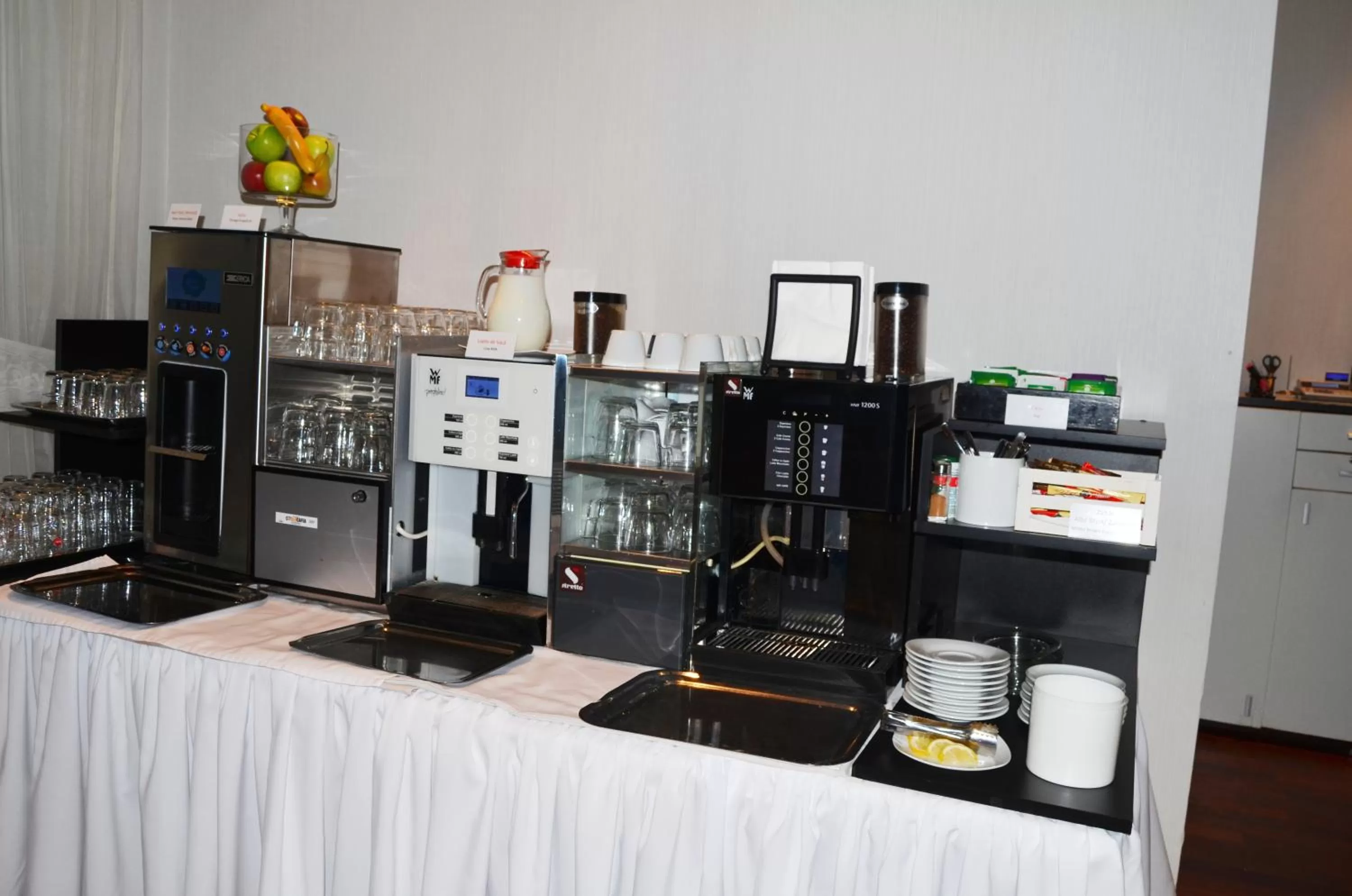 Coffee/tea facilities in Hotel Berthelot