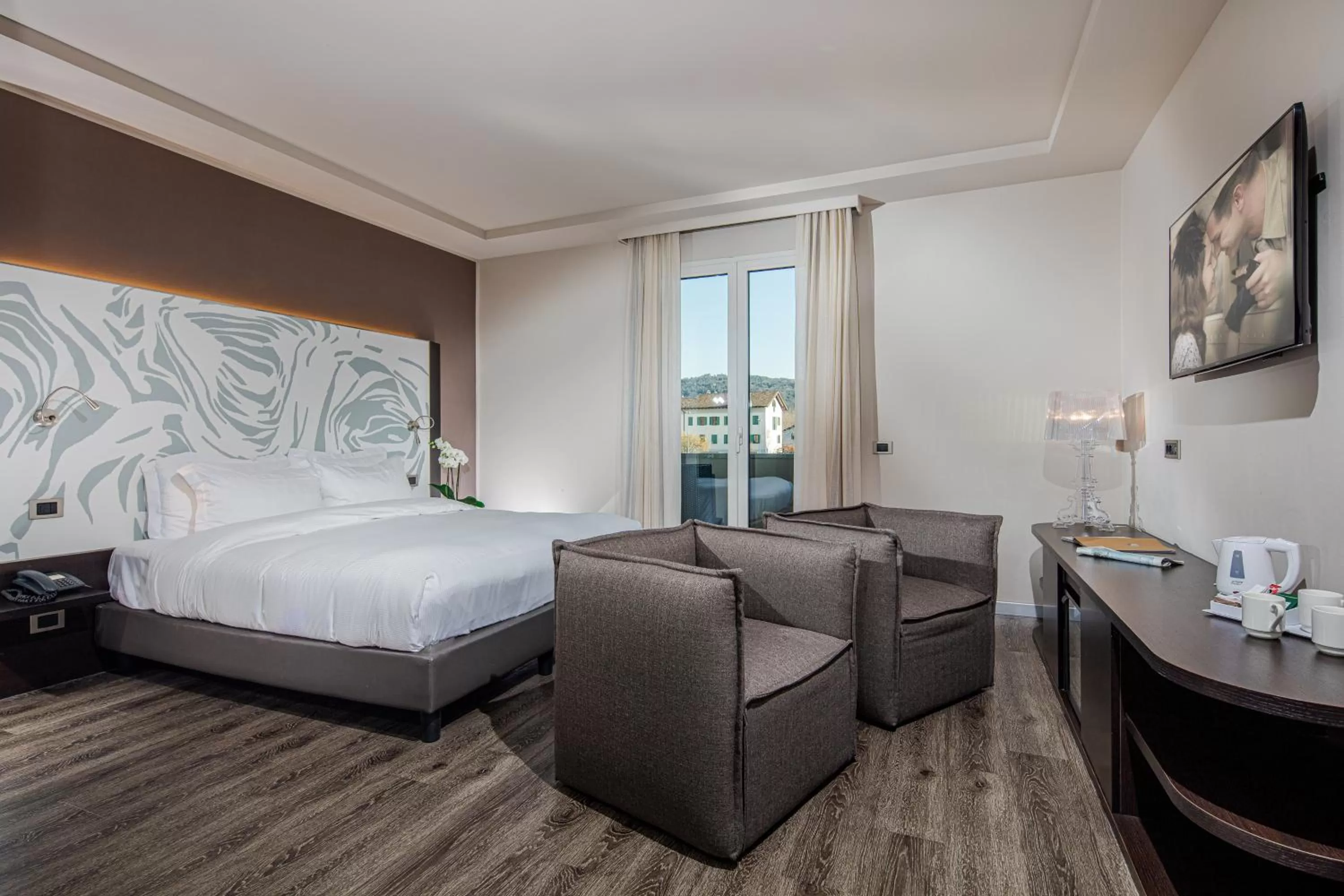 Shower, Bed in Hotel Franz