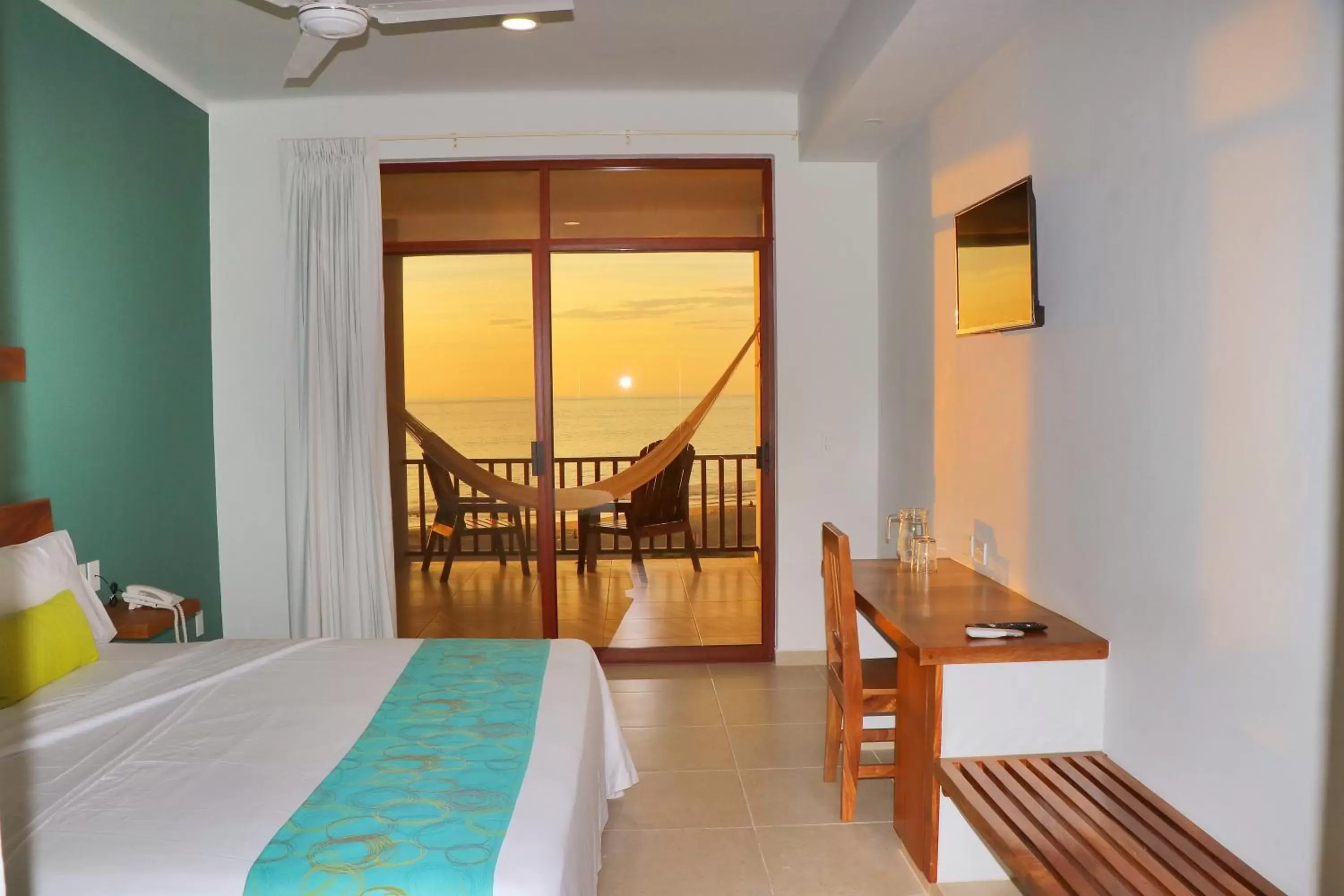 King Room with Sea View in Punta Zicatela Hotel - Adults Only King Room with Sea View in Punta Zicatela Hotel - Adults Only