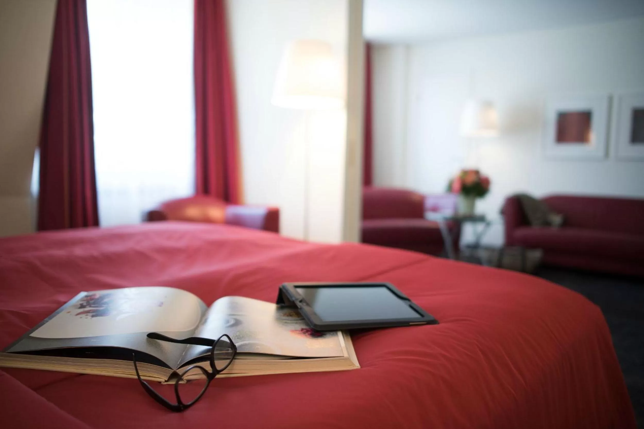 Decorative detail, Bed in Hotel Glockenhof Zürich